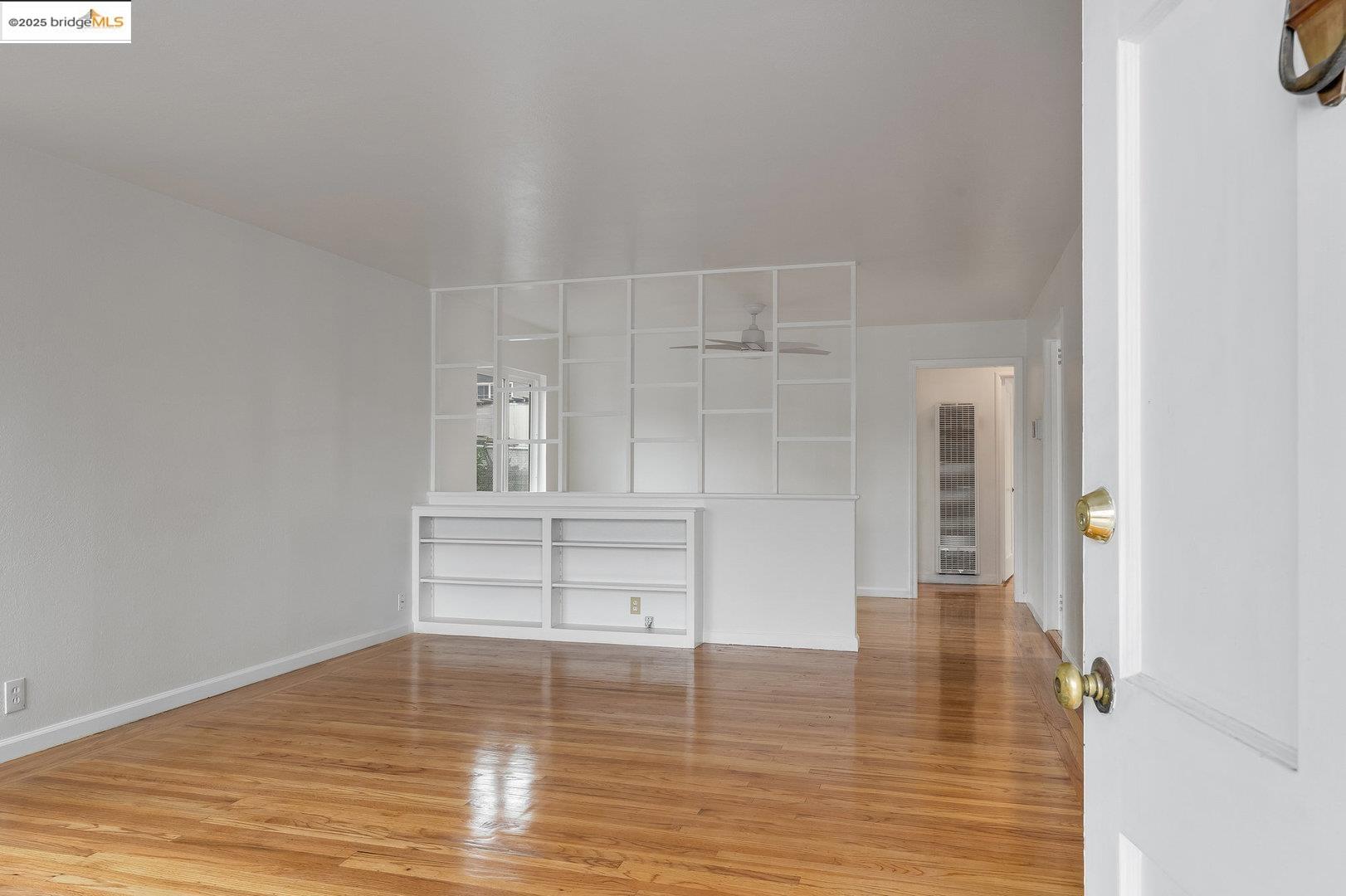 8425 D ST, Oakland, California 94621, 2 Bedrooms Bedrooms, 5 Rooms Rooms,1 BathroomBathrooms,Residential,For Sale,8425 D ST,41071978