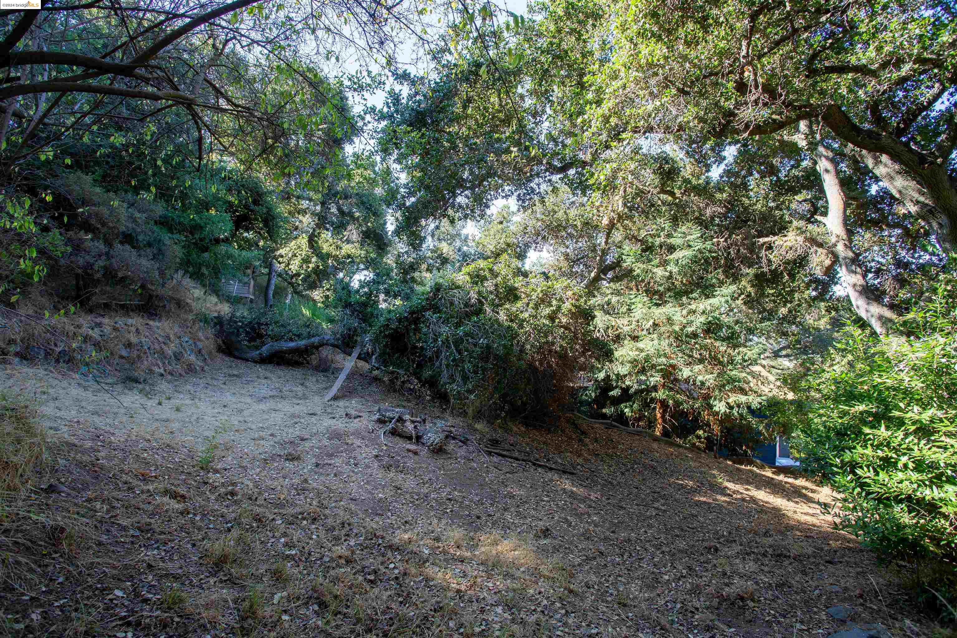 Detail Gallery Image 10 of 20 For 4224 Mountain View Ave, Oakland,  CA 94605 - – Beds | – Baths