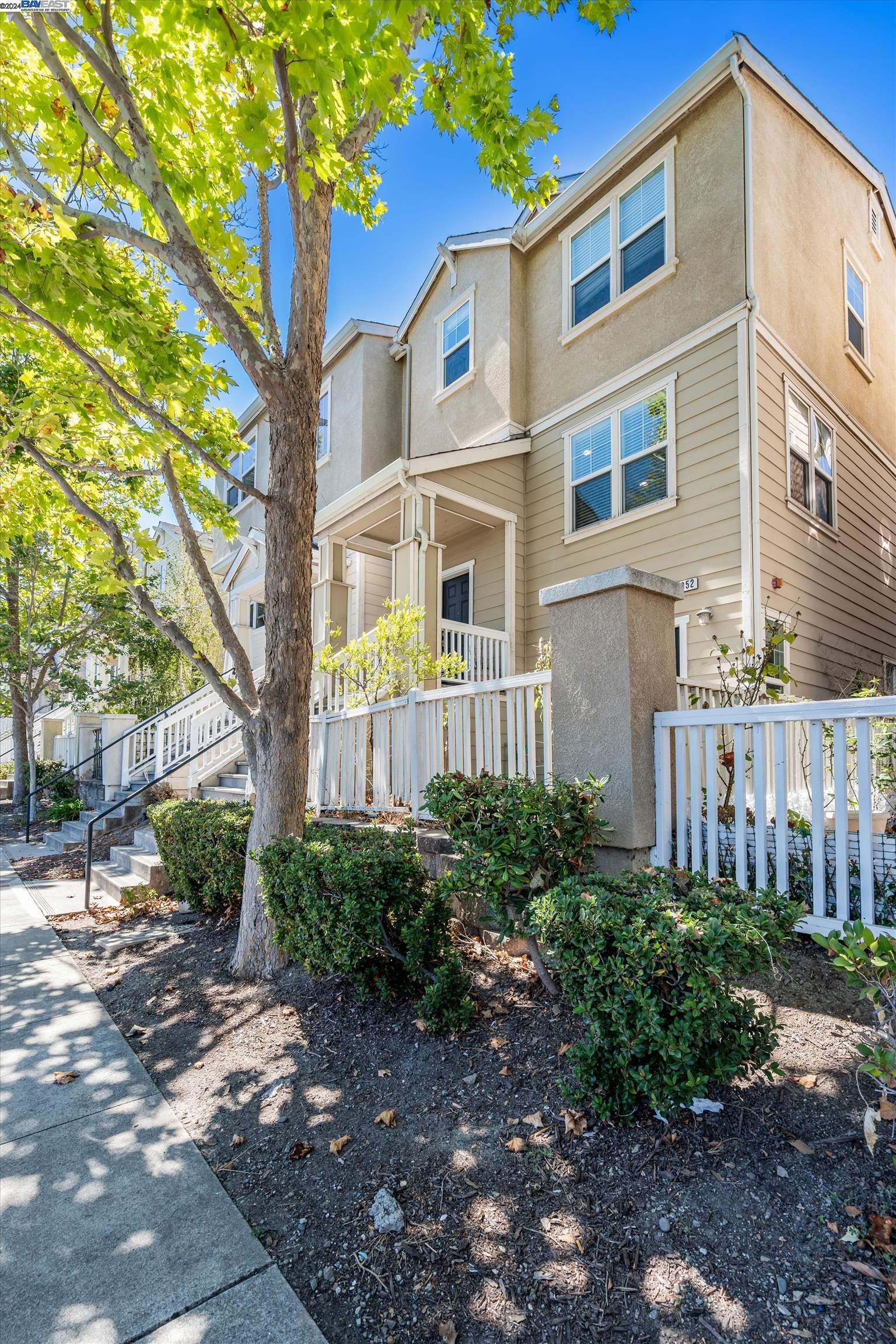 Photo #3: 41072020 Listing 