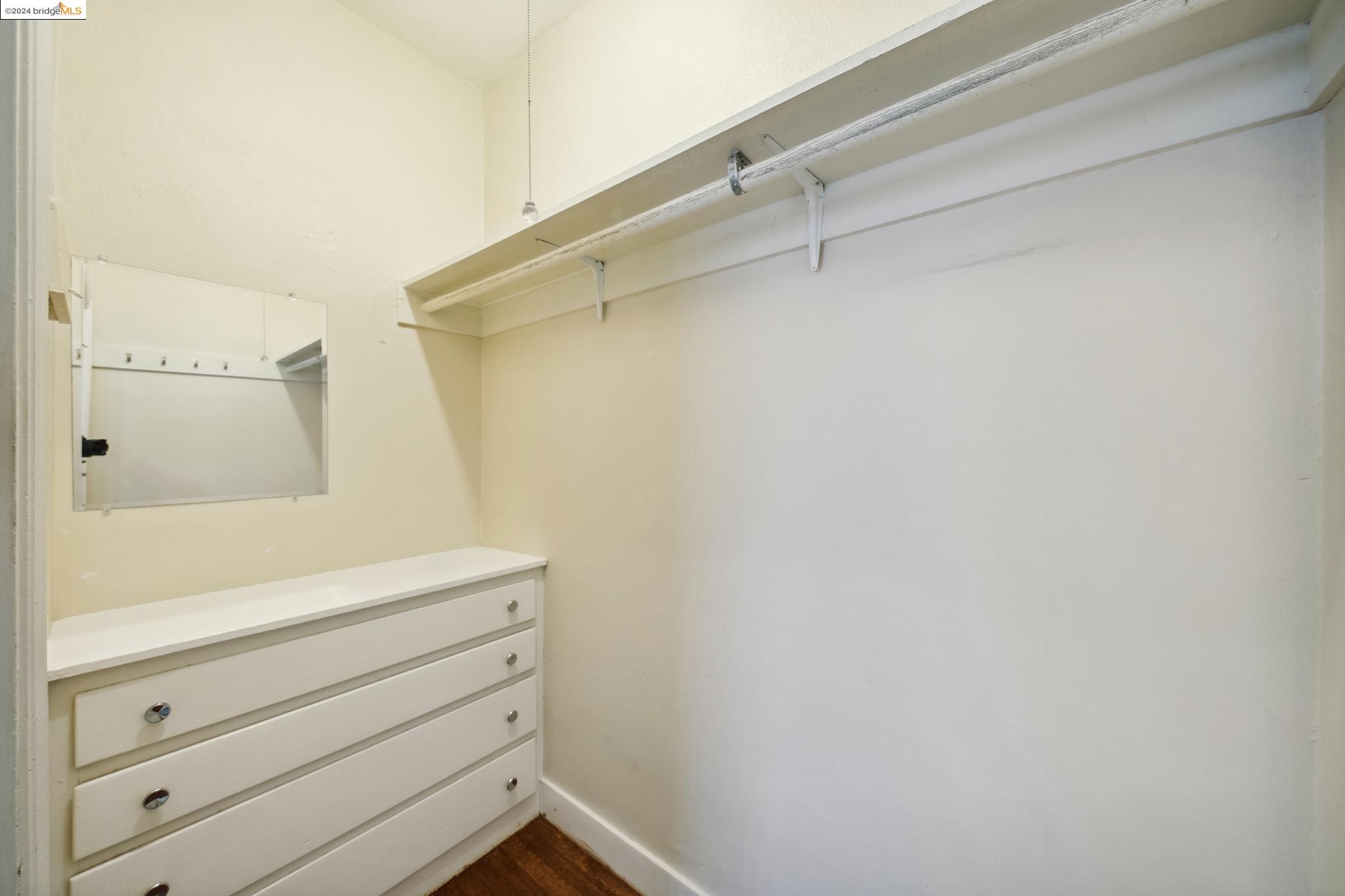 Detail Gallery Image 11 of 45 For 309 63rd St, Oakland,  CA 94618 - – Beds | – Baths