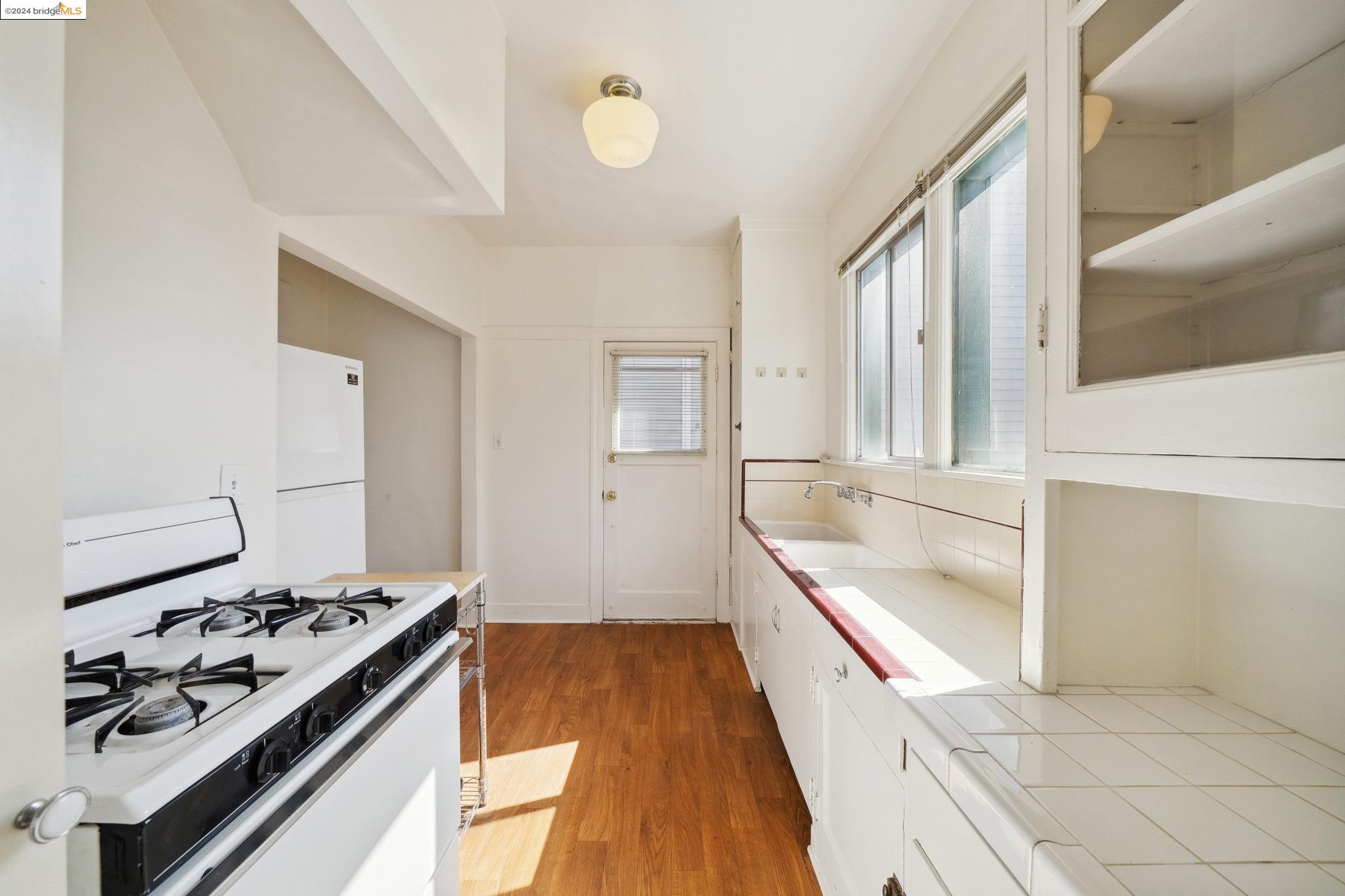 Detail Gallery Image 24 of 45 For 309 63rd St, Oakland,  CA 94618 - – Beds | – Baths
