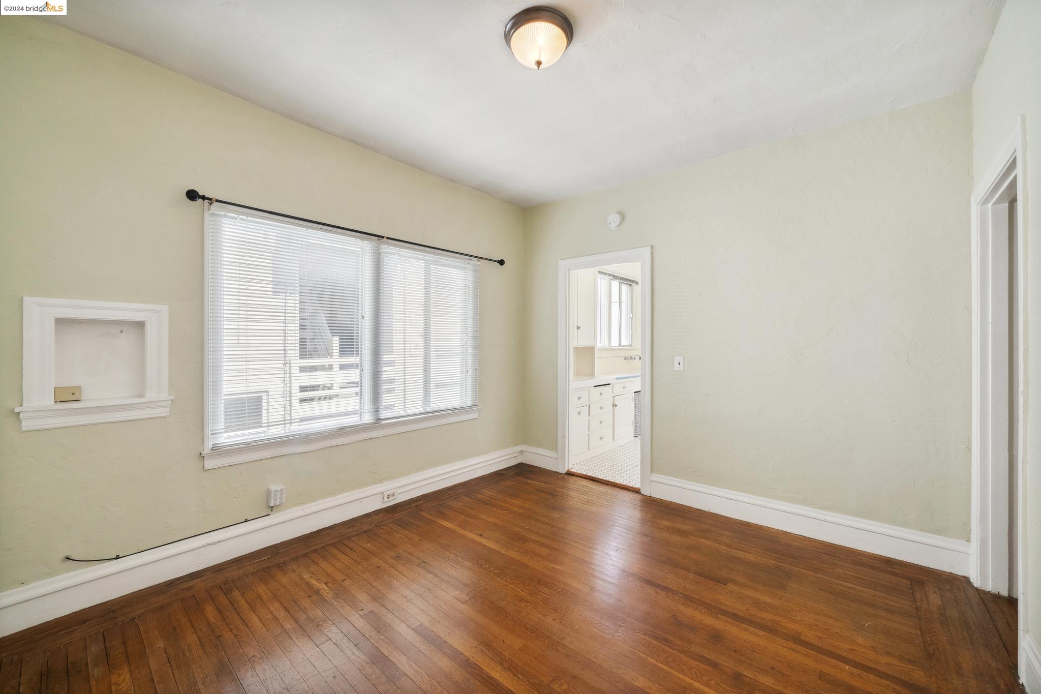 Detail Gallery Image 31 of 45 For 309 63rd St, Oakland,  CA 94618 - – Beds | – Baths