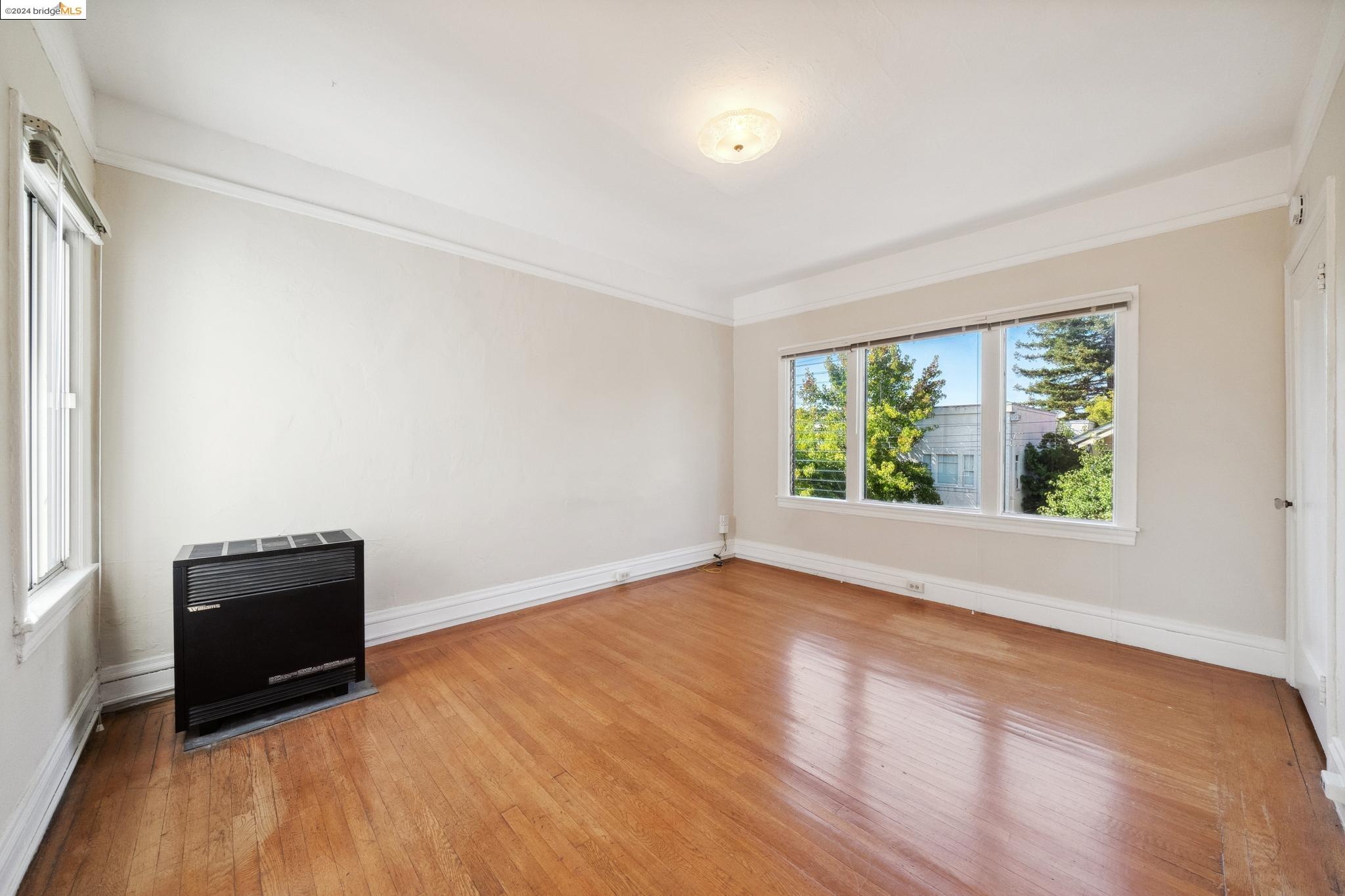 Detail Gallery Image 38 of 45 For 309 63rd St, Oakland,  CA 94618 - – Beds | – Baths