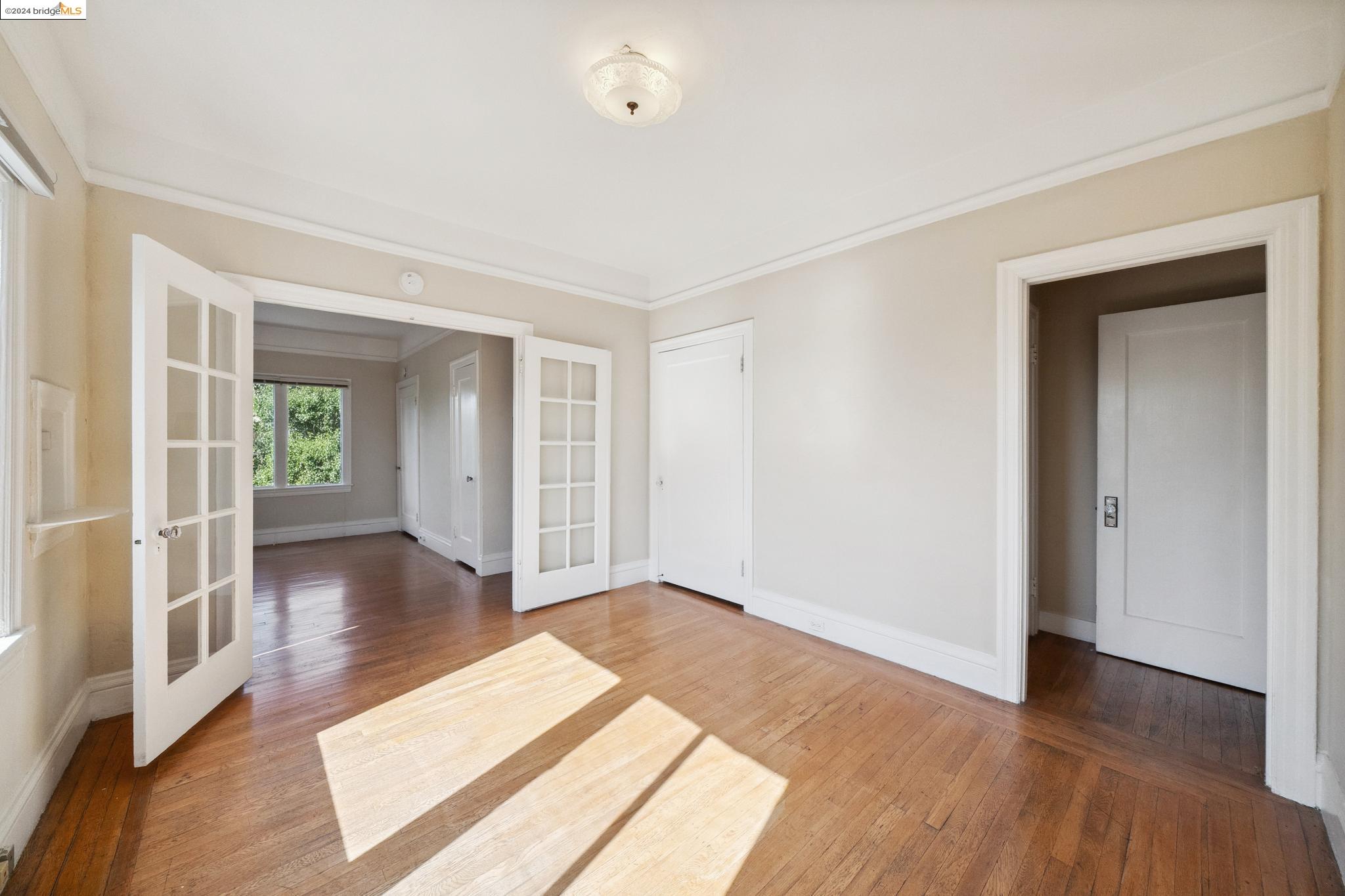 Detail Gallery Image 41 of 45 For 309 63rd St, Oakland,  CA 94618 - – Beds | – Baths