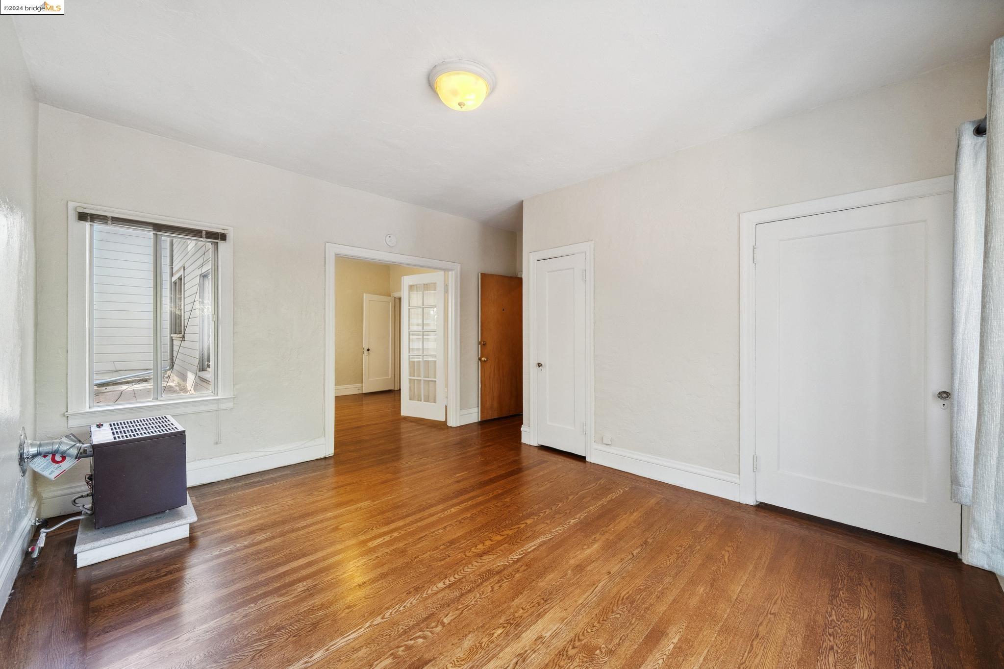 Detail Gallery Image 8 of 45 For 309 63rd St, Oakland,  CA 94618 - – Beds | – Baths