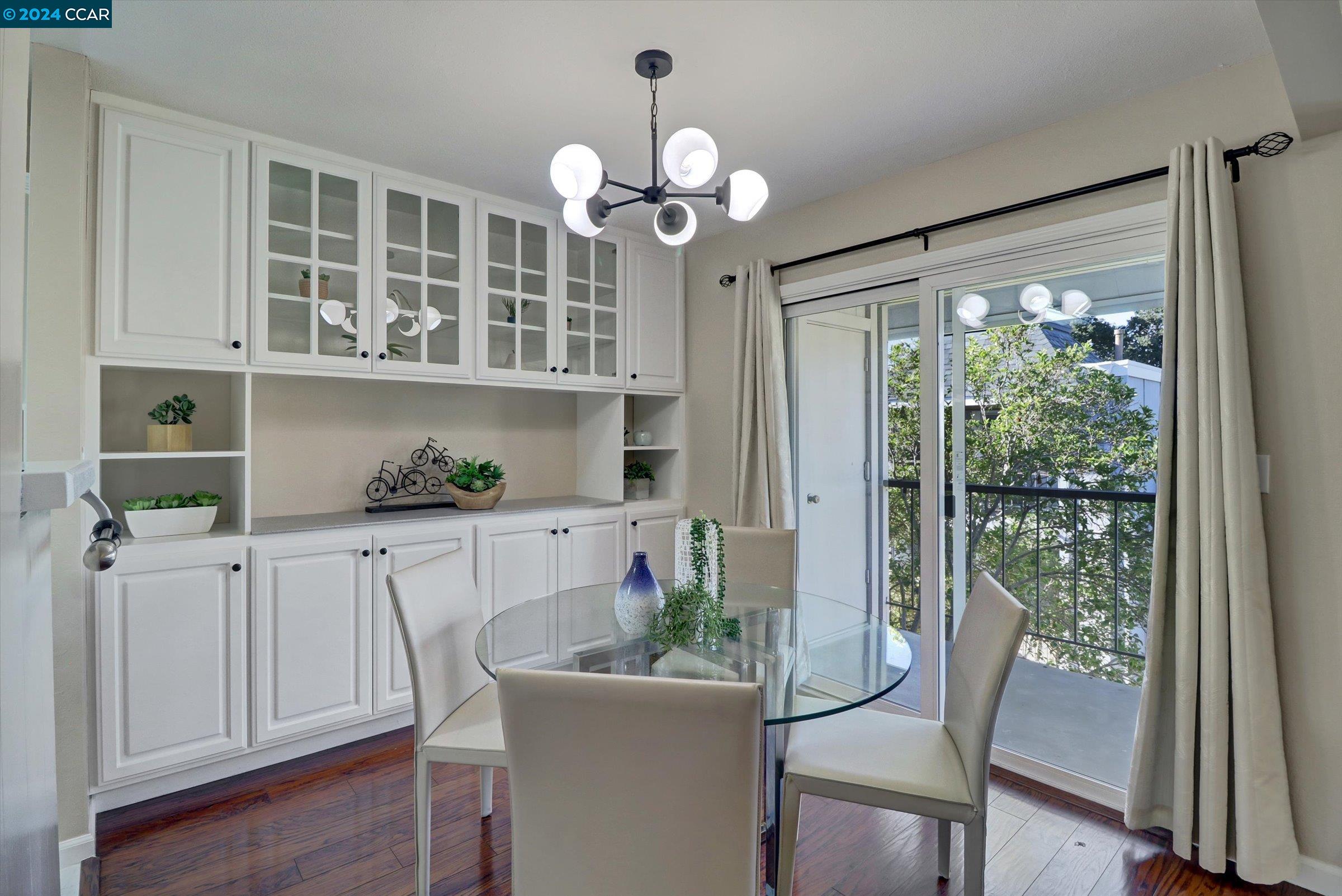 Photo #6: 41072137 Listing 