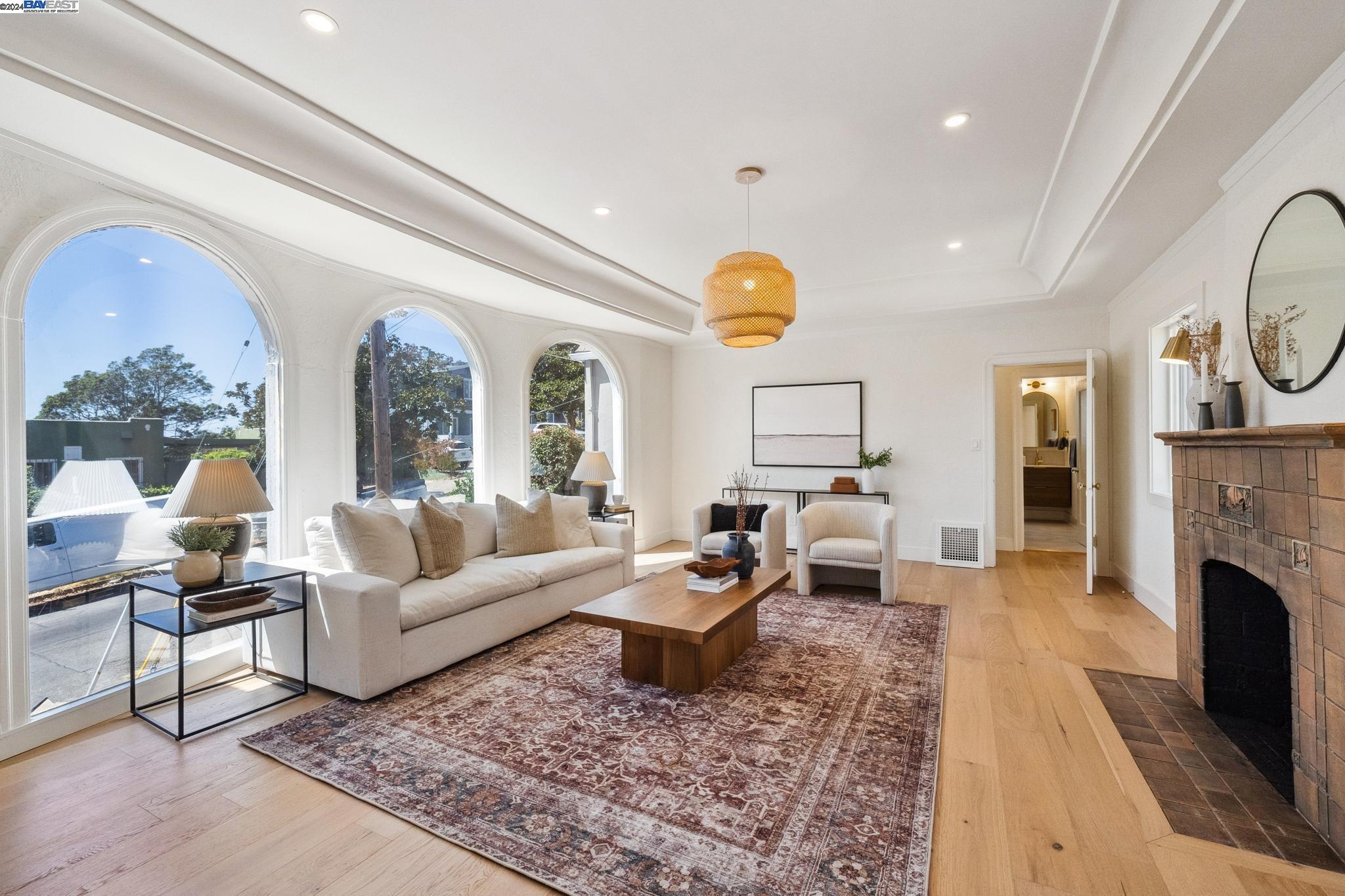 Detail Gallery Image 1 of 1 For 4854 Walnut St, Oakland,  CA 94619 - 3 Beds | 2 Baths