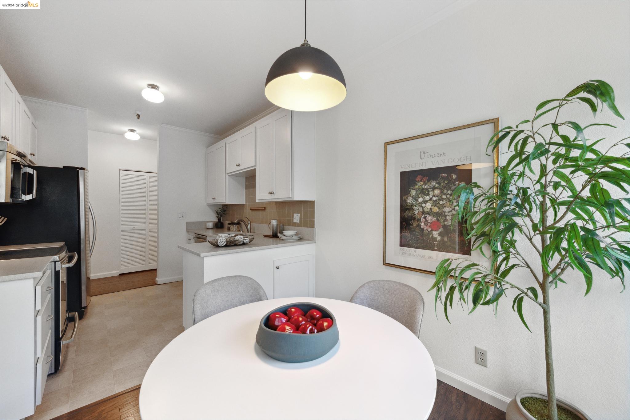 330 Park View Ter 103