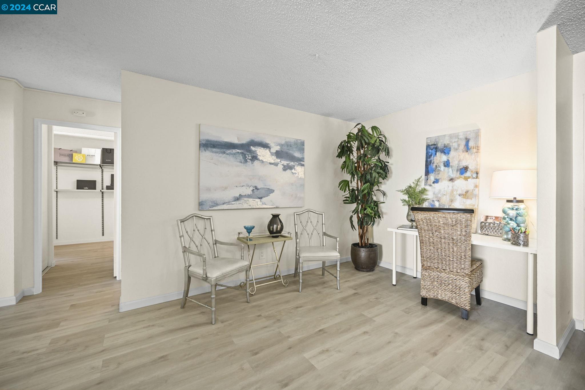 Detail Gallery Image 11 of 24 For 555 Pierce St #931,  Albany,  CA 94706 - 2 Beds | 2 Baths