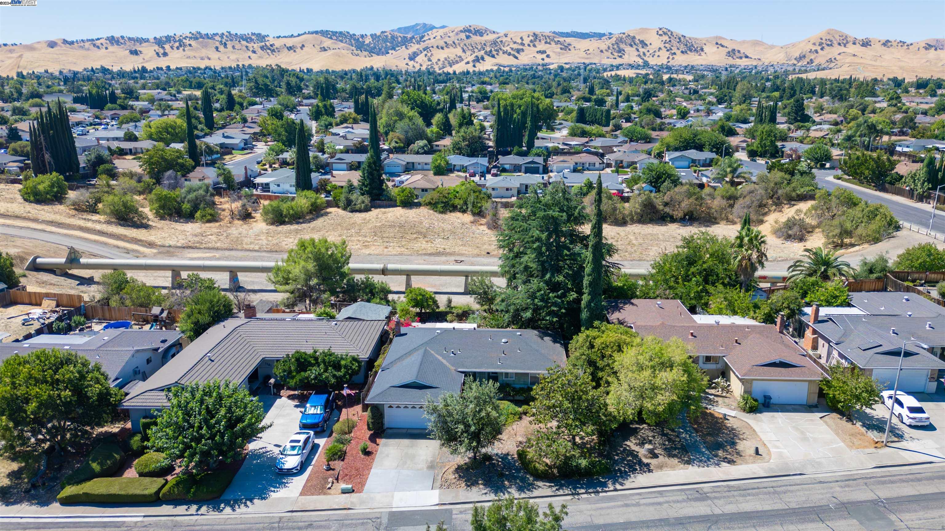 Detail Gallery Image 1 of 1 For 1205 San Jose Dr, Antioch,  CA 94509 - 3 Beds | 2 Baths