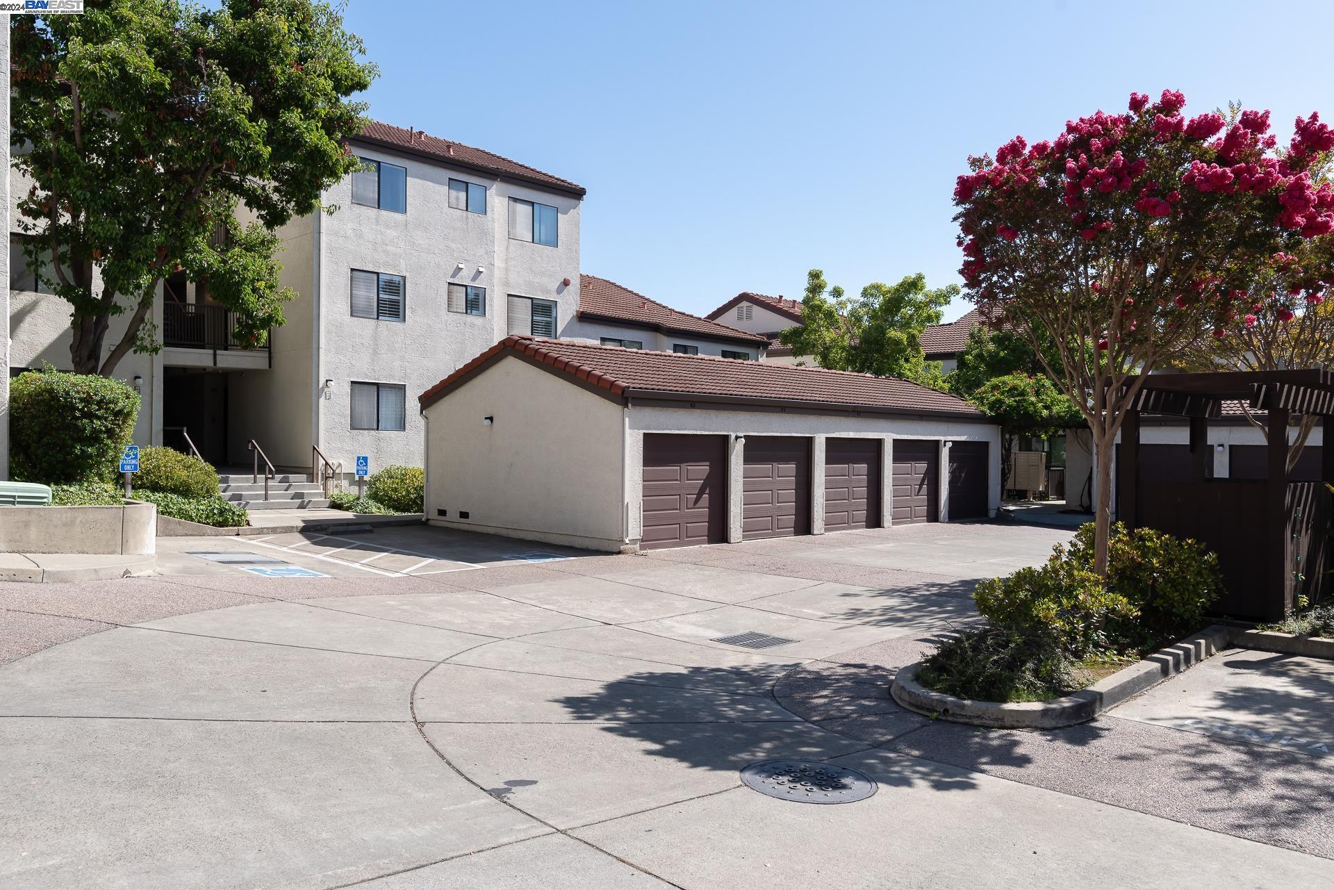 Primary Photo for MLS#: 41072344