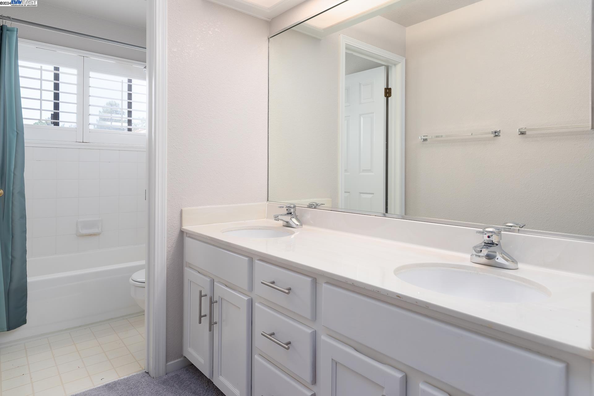 Photo #23: 41072344 Listing: Photo #23