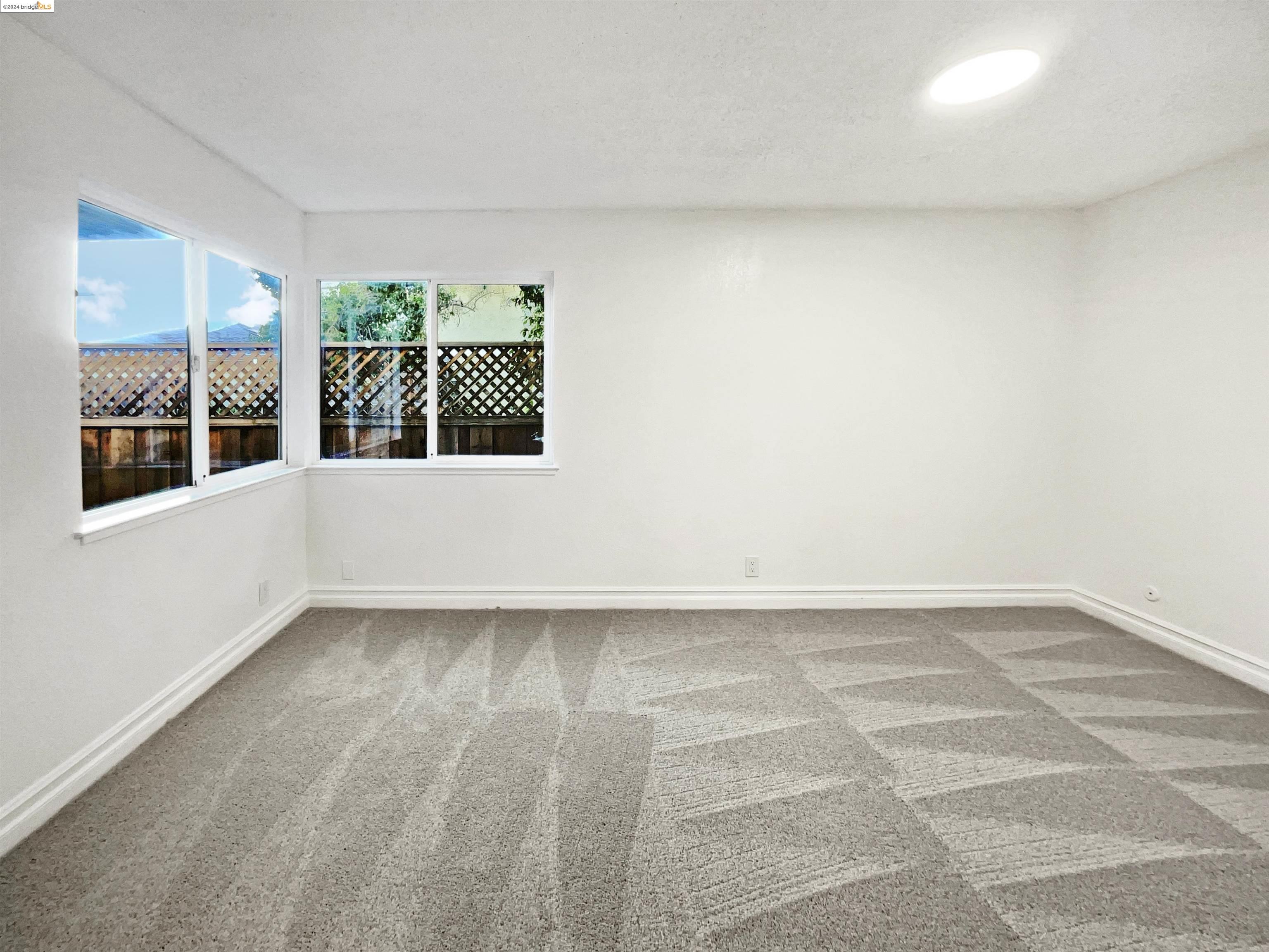 Detail Gallery Image 2 of 38 For 1023 Delna Manor #LANE,  San Jose,  CA 95128 - 2 Beds | 2 Baths