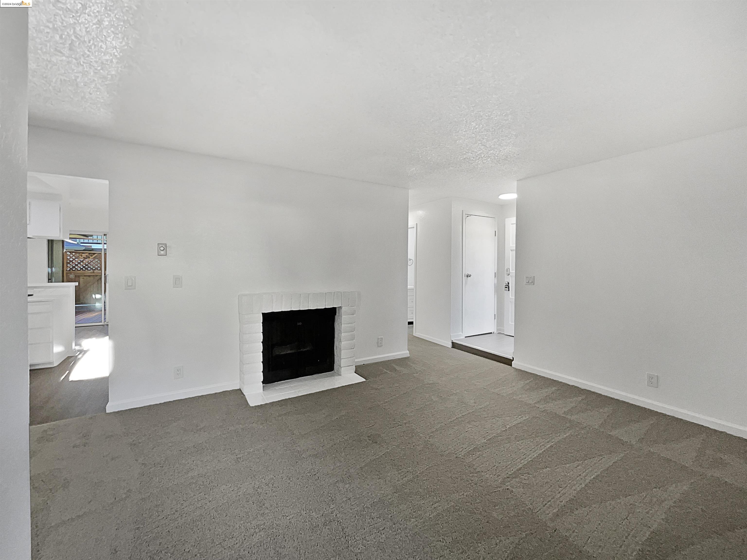 Detail Gallery Image 14 of 38 For 1023 Delna Manor #LANE,  San Jose,  CA 95128 - 2 Beds | 2 Baths