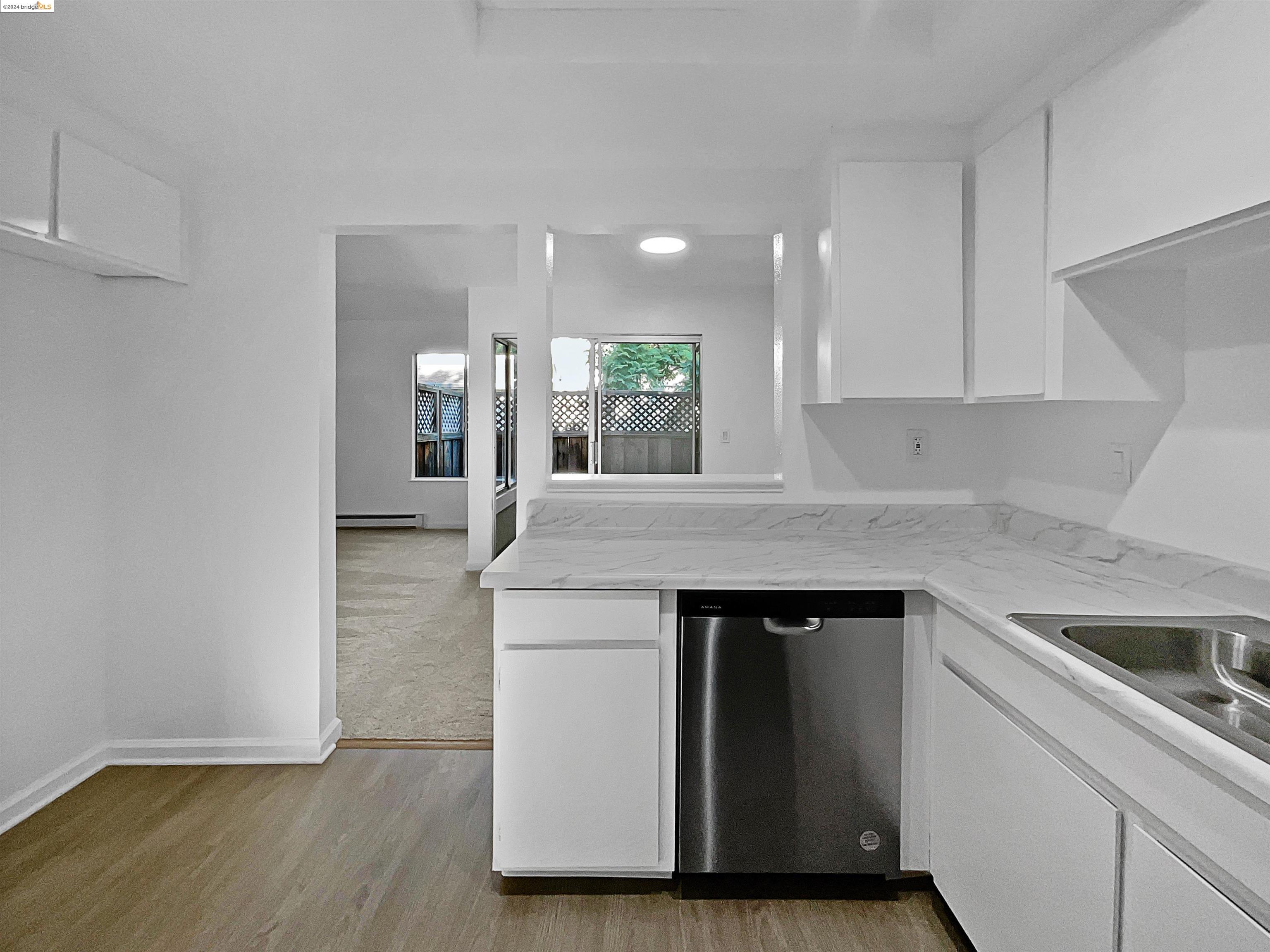 Detail Gallery Image 21 of 38 For 1023 Delna Manor #LANE,  San Jose,  CA 95128 - 2 Beds | 2 Baths