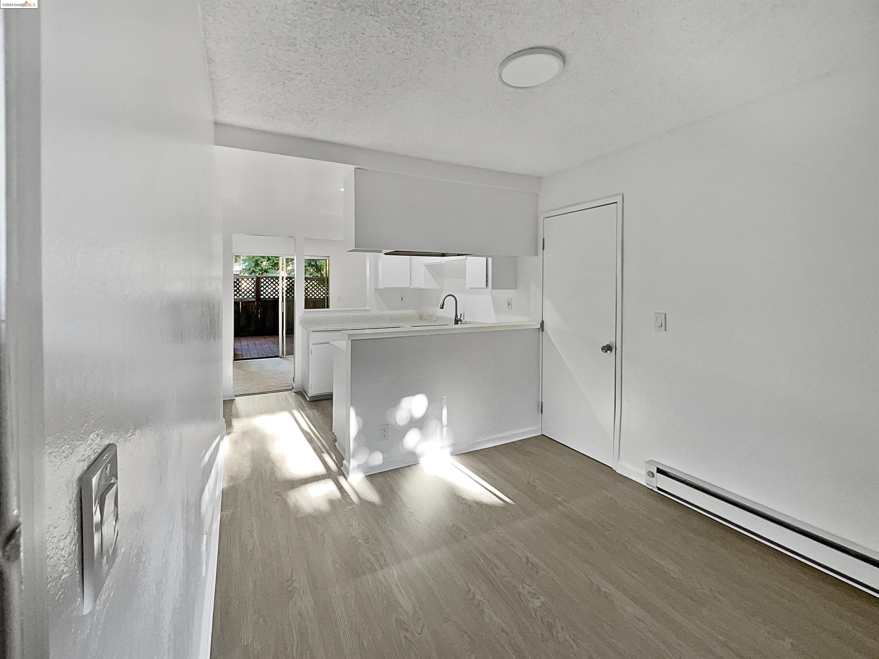 Detail Gallery Image 25 of 38 For 1023 Delna Manor #LANE,  San Jose,  CA 95128 - 2 Beds | 2 Baths