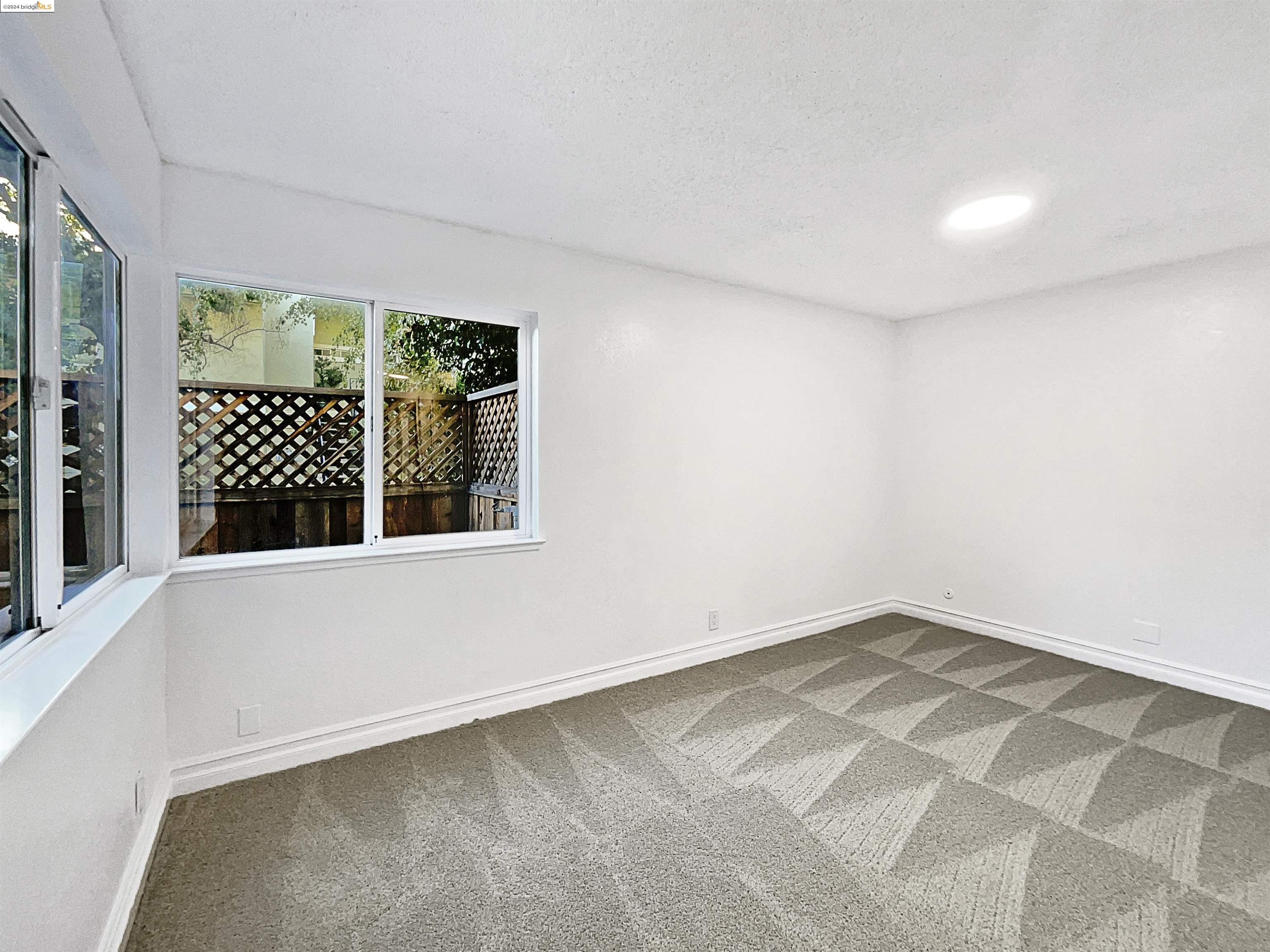 Detail Gallery Image 33 of 38 For 1023 Delna Manor #LANE,  San Jose,  CA 95128 - 2 Beds | 2 Baths