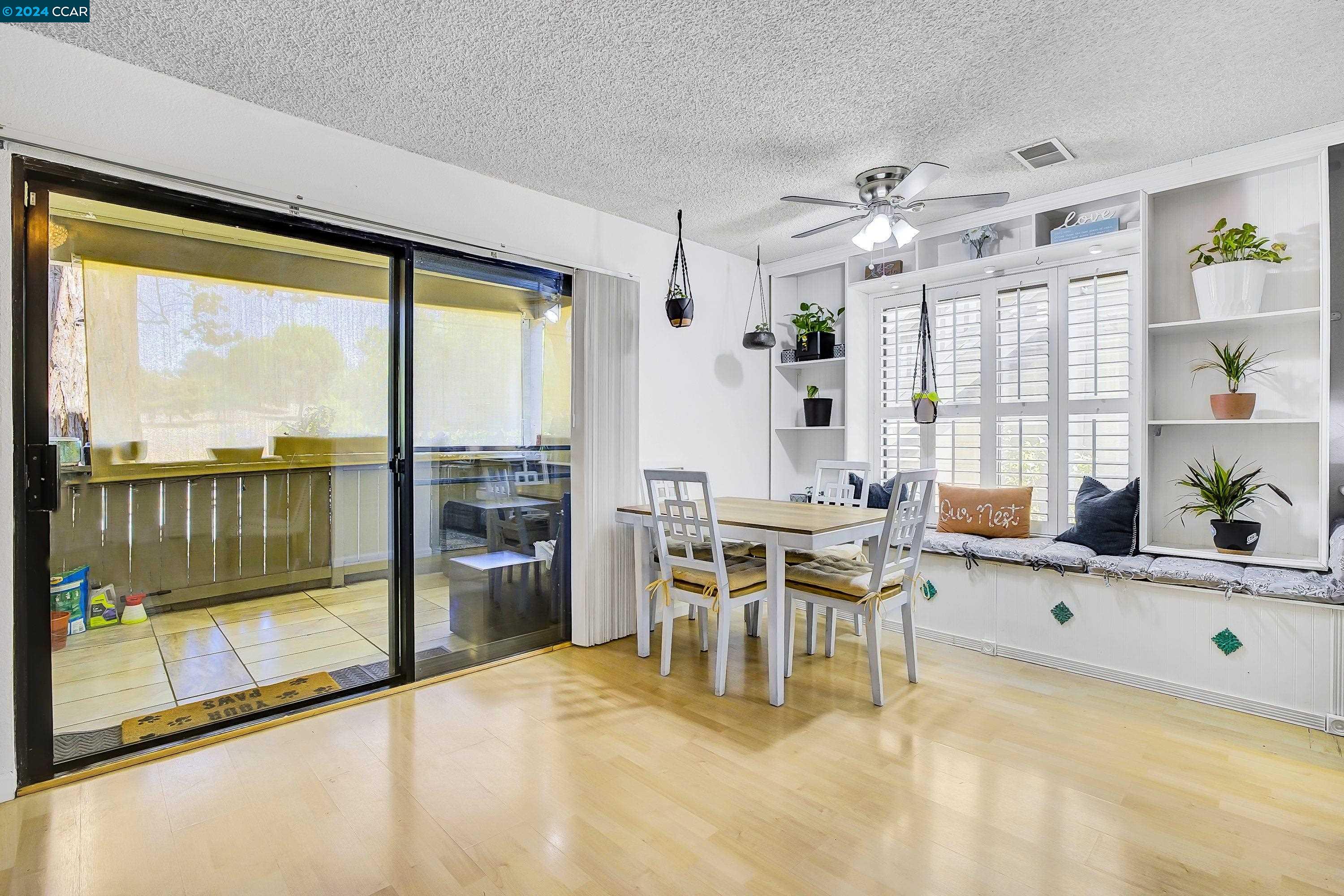 Photo #5: 41072349 Listing 