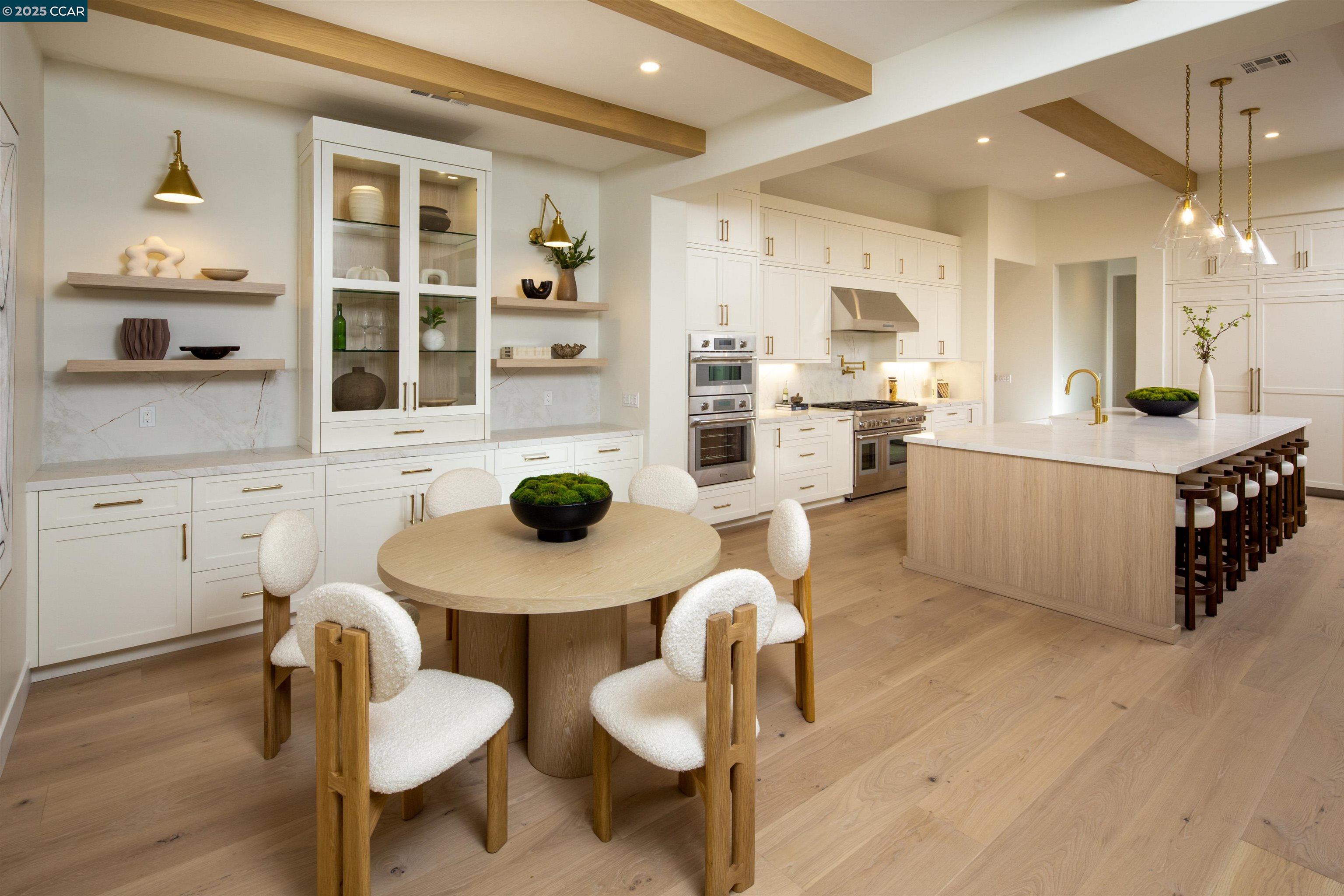 Detail Gallery Image 3 of 18 For 1015 Borrette Court, Napa,  CA 94558 - 4 Beds | 4/1 Baths