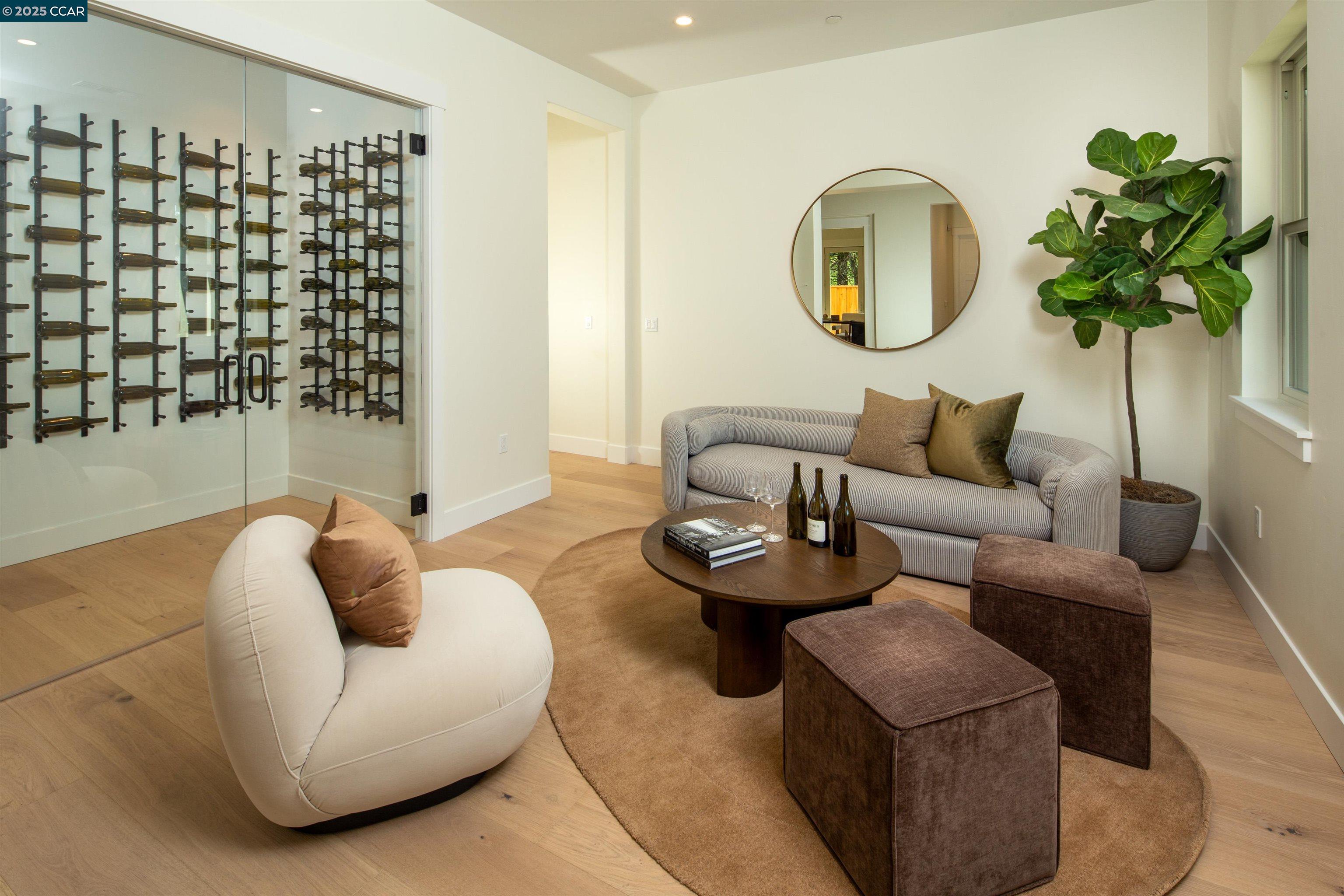Detail Gallery Image 9 of 18 For 1015 Borrette Court, Napa,  CA 94558 - 4 Beds | 4/1 Baths