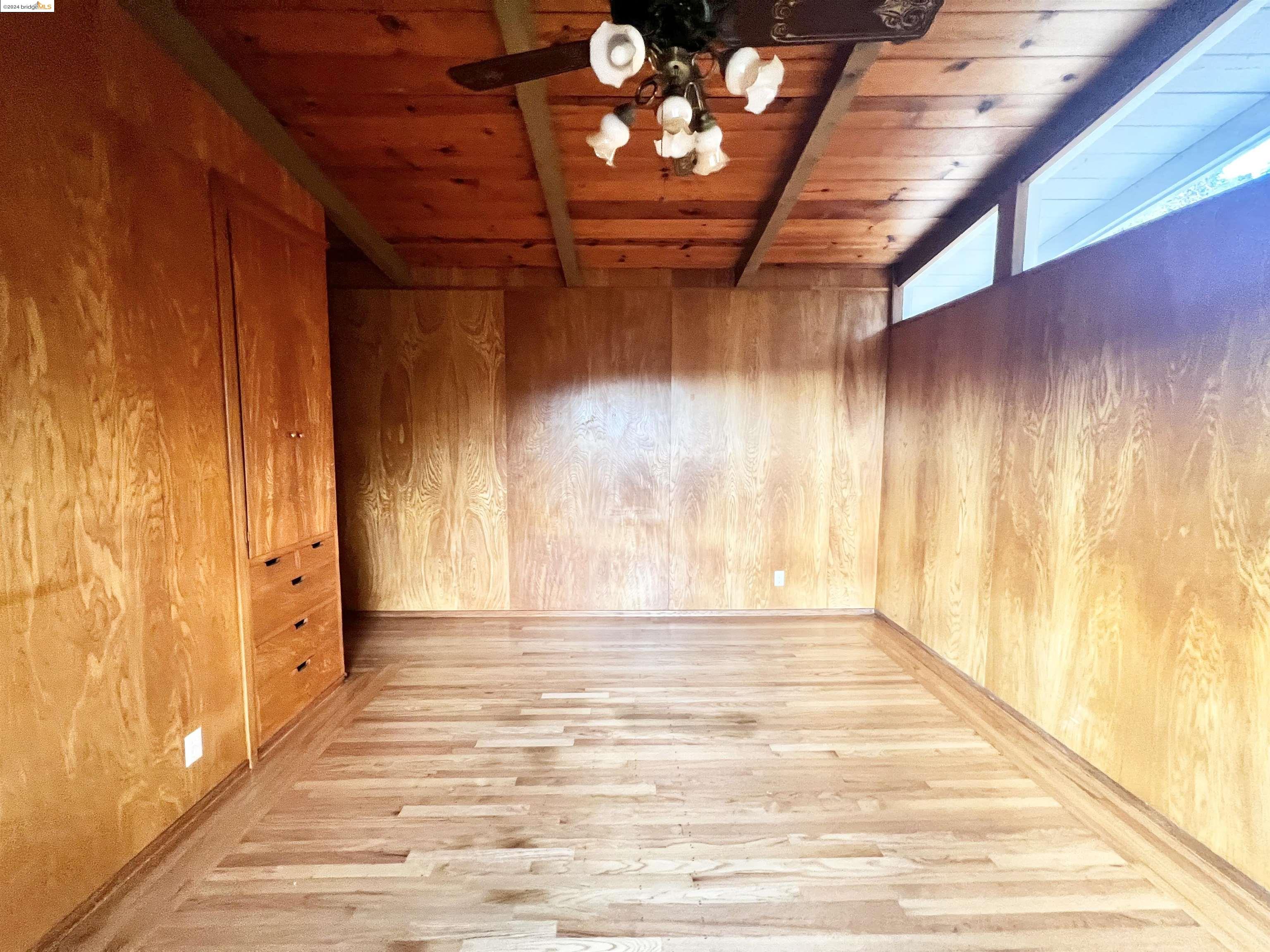Detail Gallery Image 22 of 28 For 58 Pomona St, Crockett,  CA 94525 - 2 Beds | 2/1 Baths