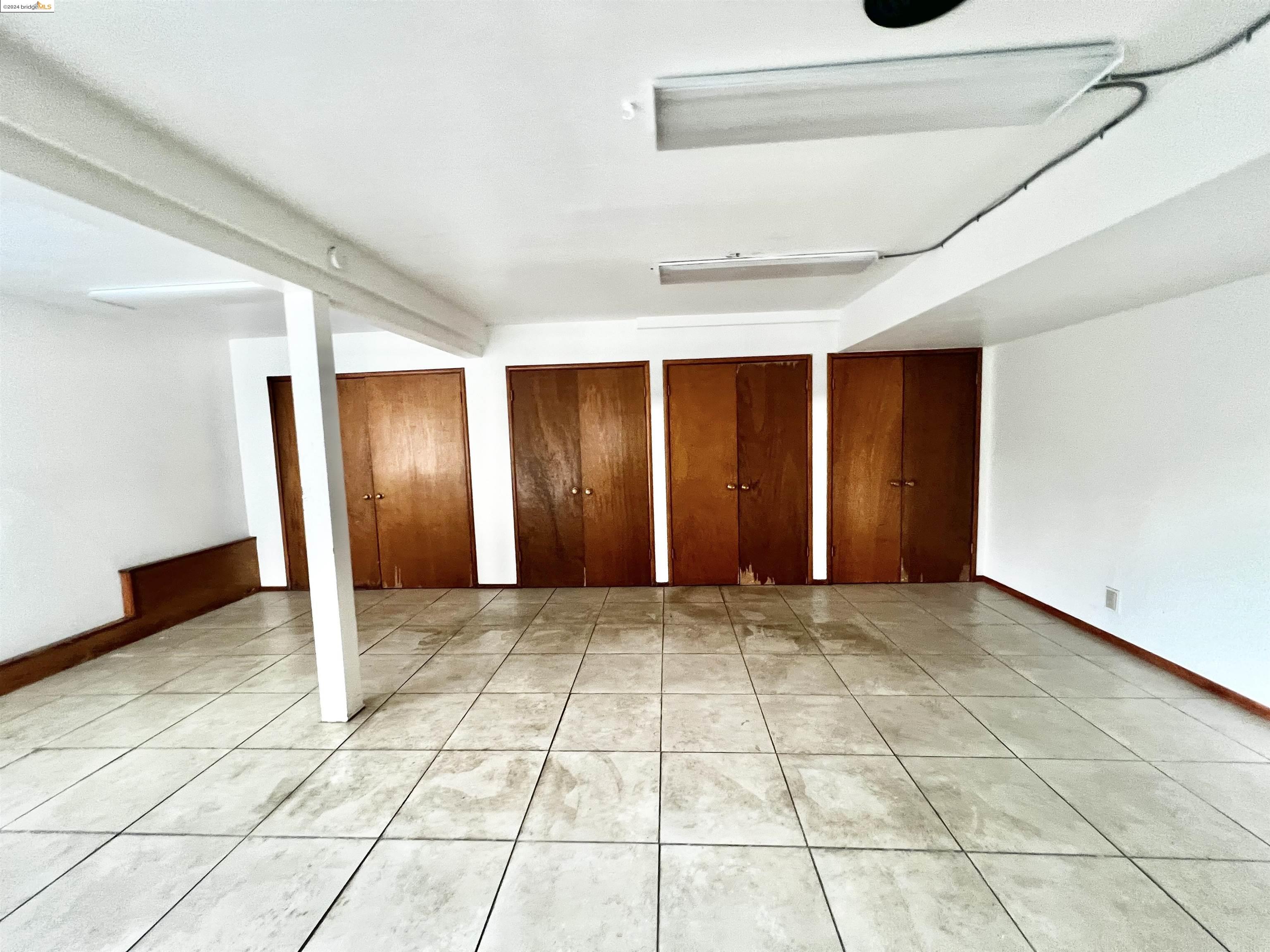 Detail Gallery Image 24 of 28 For 58 Pomona St, Crockett,  CA 94525 - 2 Beds | 2/1 Baths