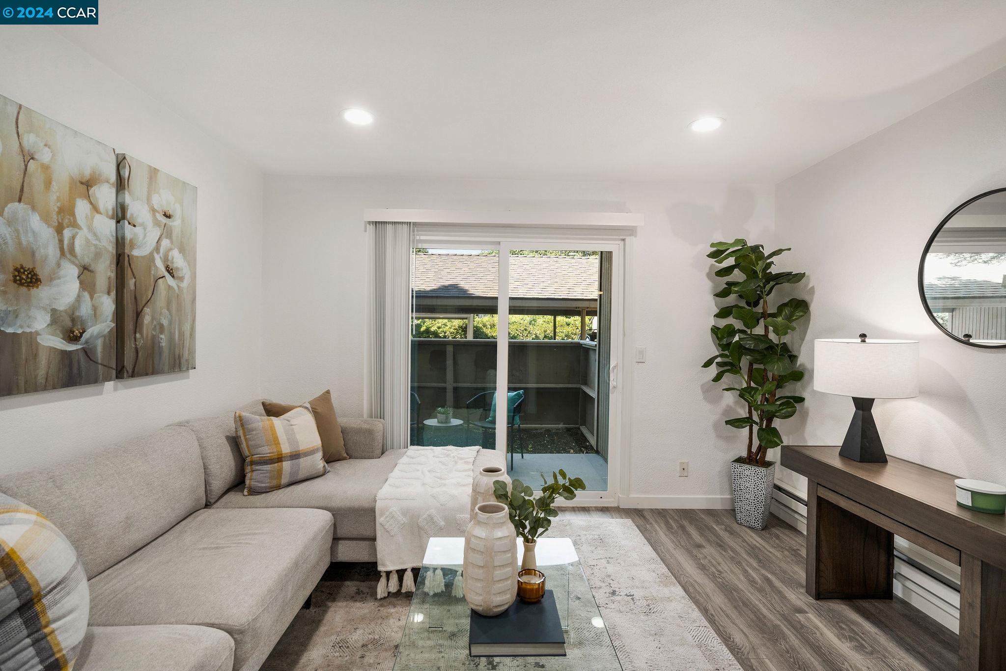 Photo #5: 41072497 Listing 