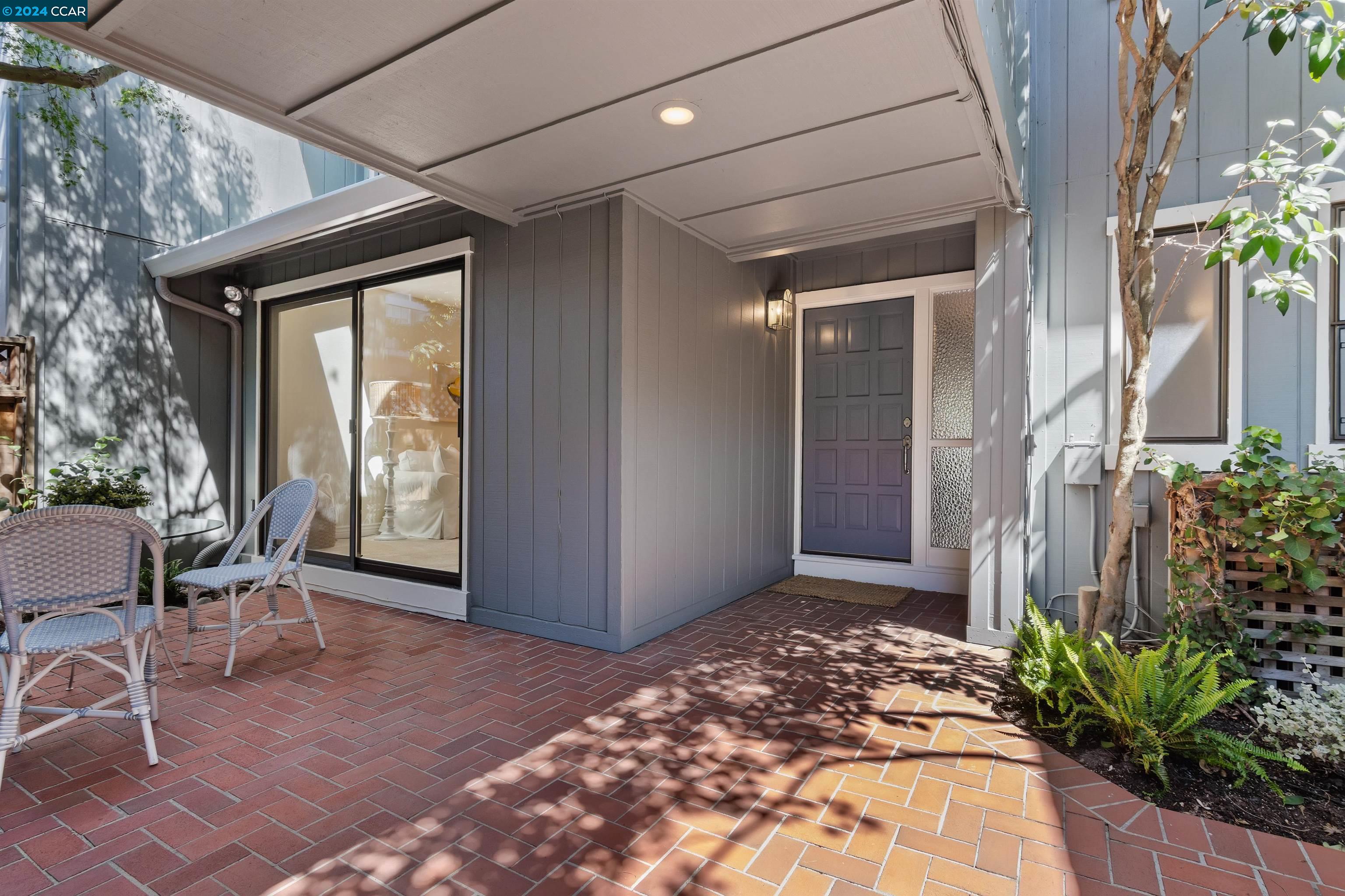 Photo #2: 41072516 Listing 