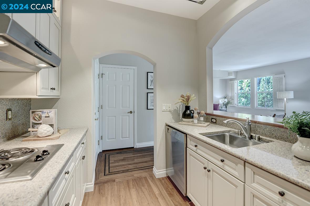 Photo #3: 41072565 Listing 