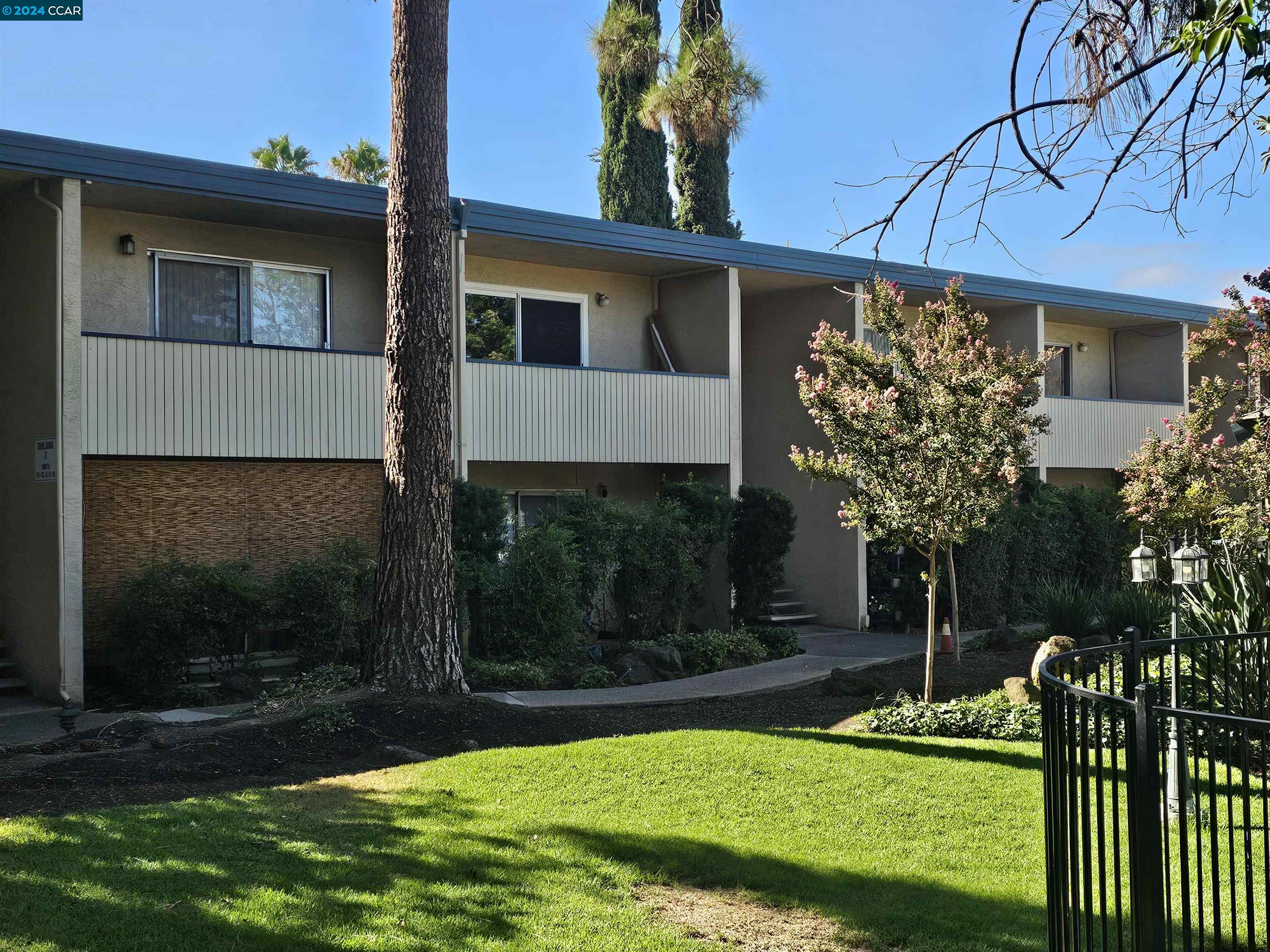 Photo #6: 41072610 Listing 