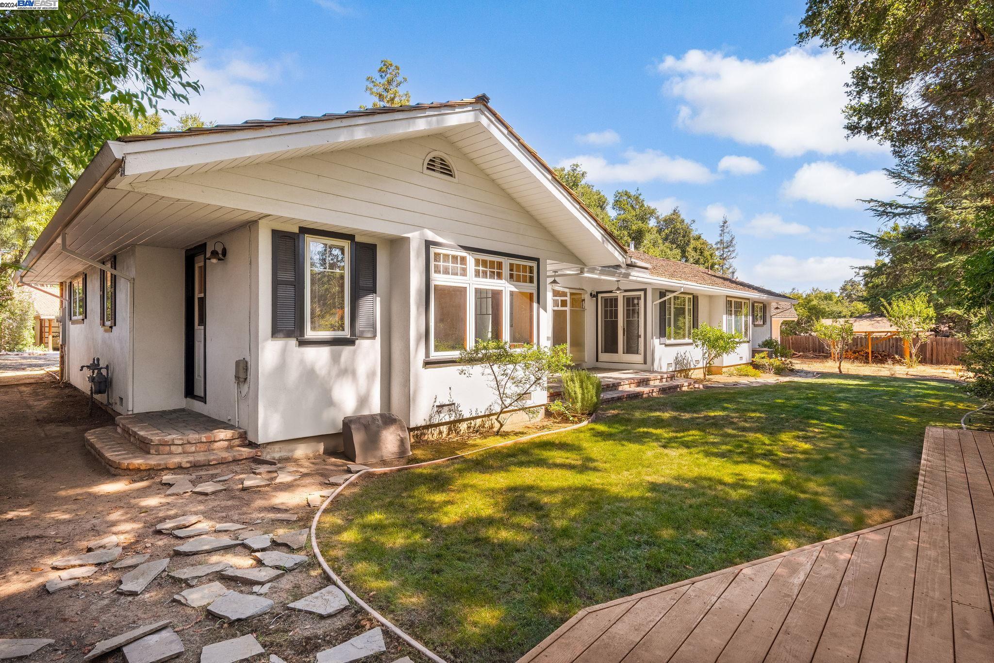 Detail Gallery Image 33 of 38 For 13695 Quito Rd, Saratoga,  CA 95070 - 3 Beds | 3/1 Baths