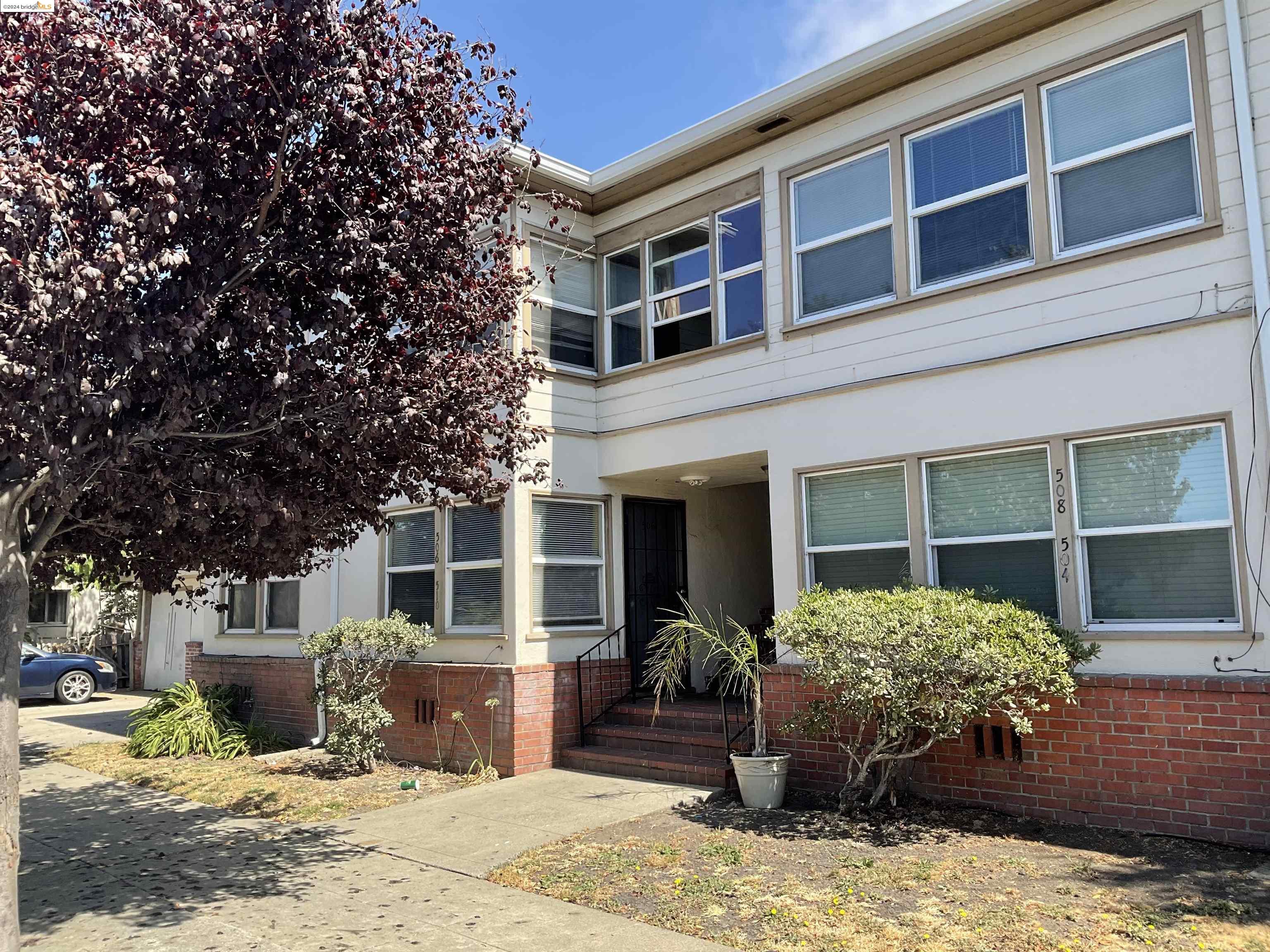 Detail Gallery Image 1 of 7 For 508 Mc Laughlin St., Richmond,  CA 94805 - 2 Beds | 1 Baths