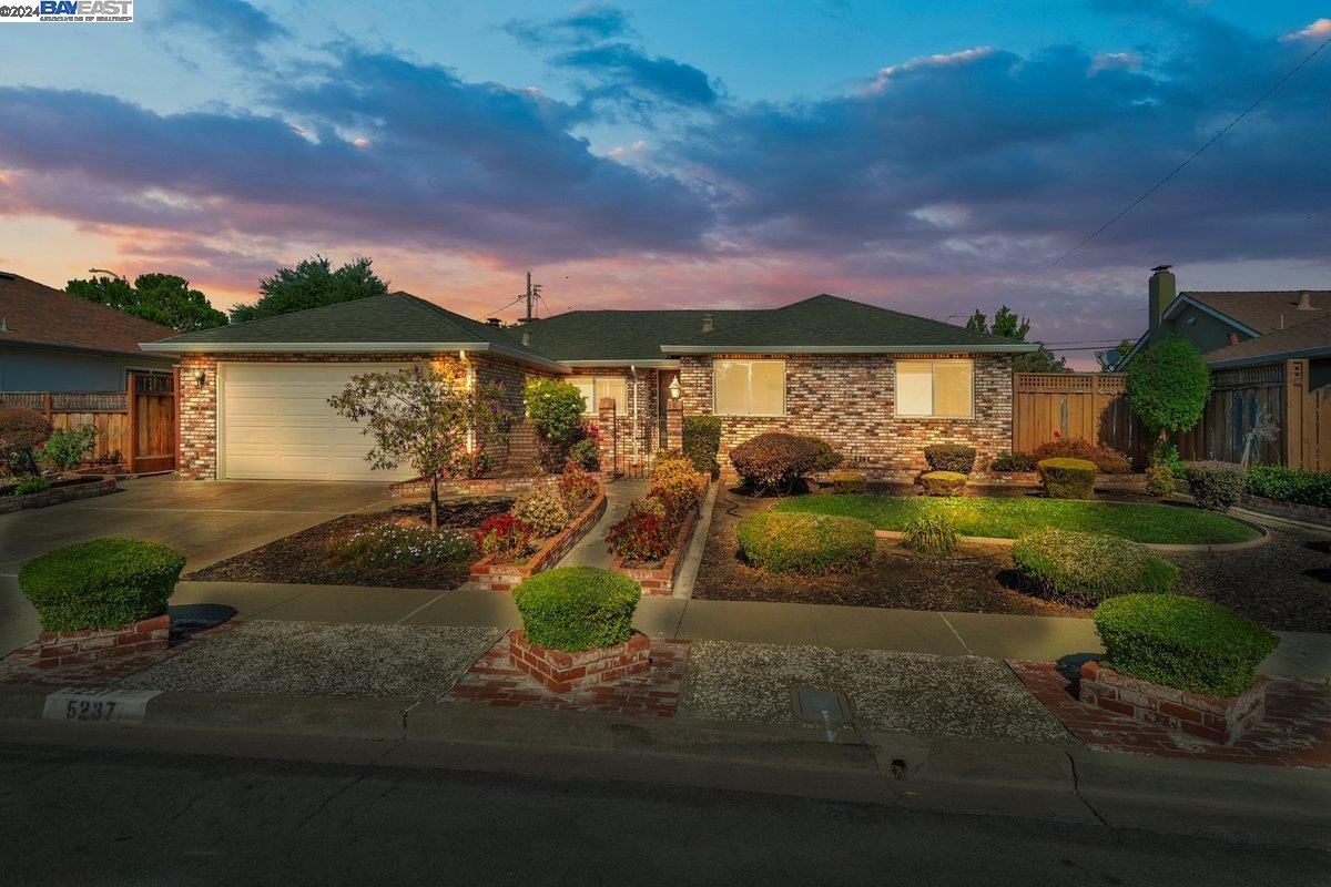 Detail Gallery Image 1 of 1 For 5237 Brophy Dr, Fremont,  CA 94536 - 3 Beds | 2 Baths