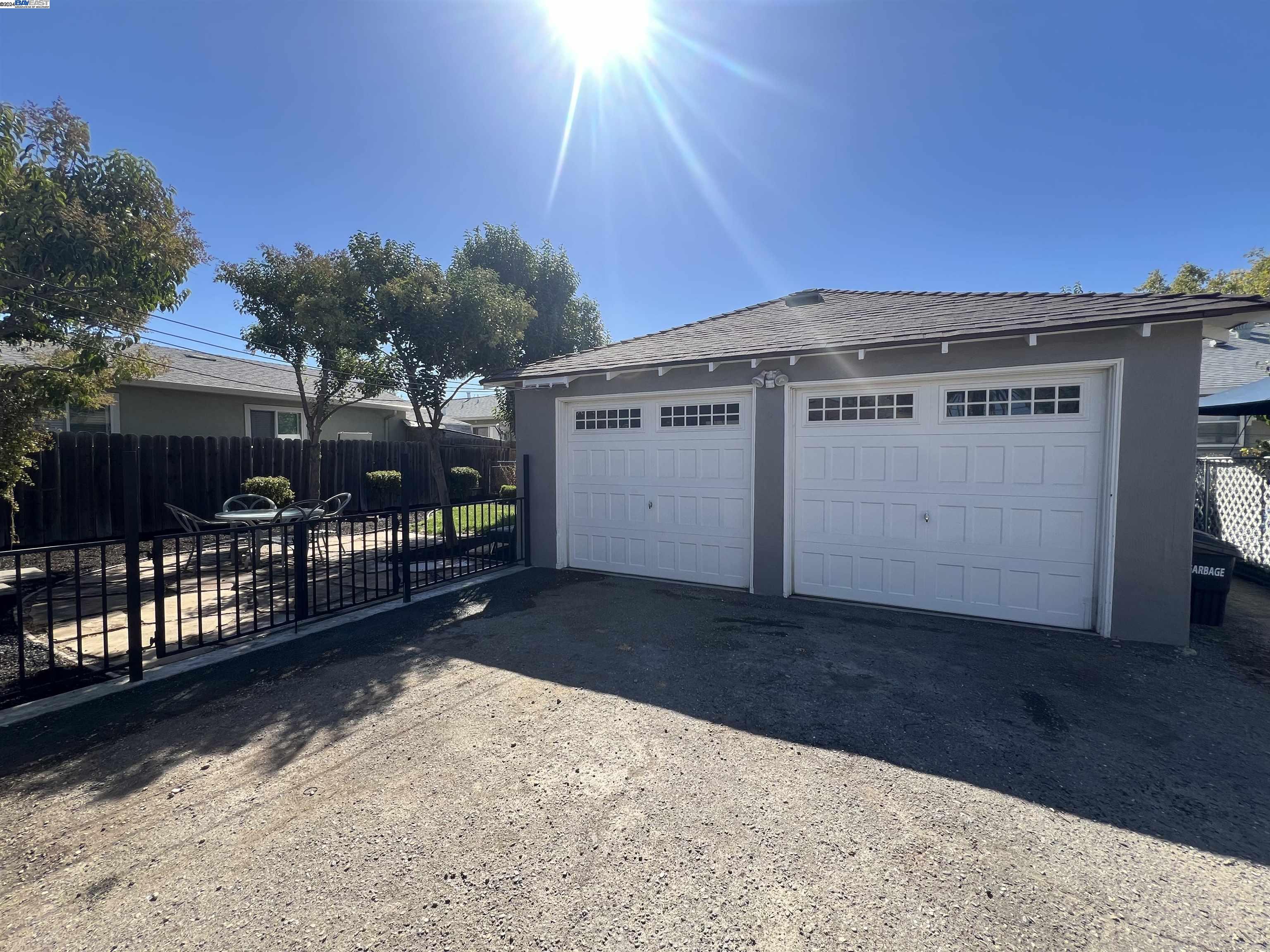 Detail Gallery Image 7 of 23 For 1927 Park St, Livermore,  CA 94551 - – Beds | – Baths