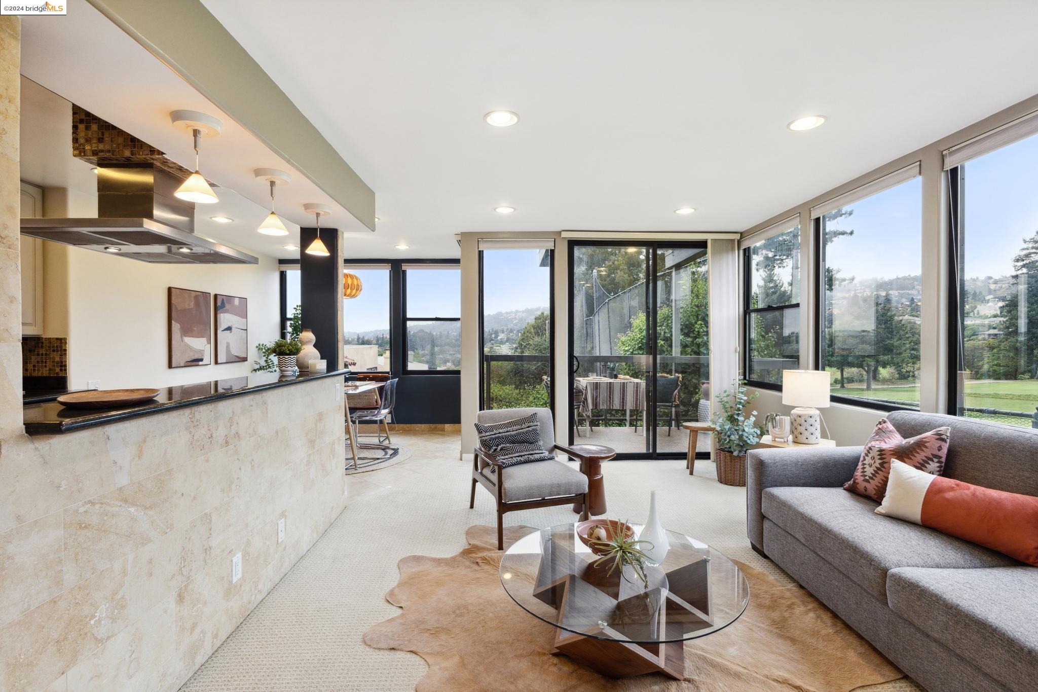 Photo #2: 41072700 Listing 