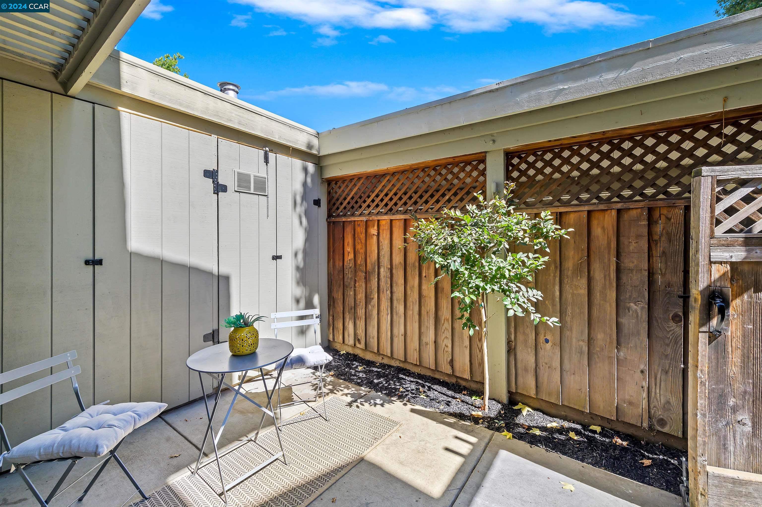 Photo #3: 41072807 Listing 