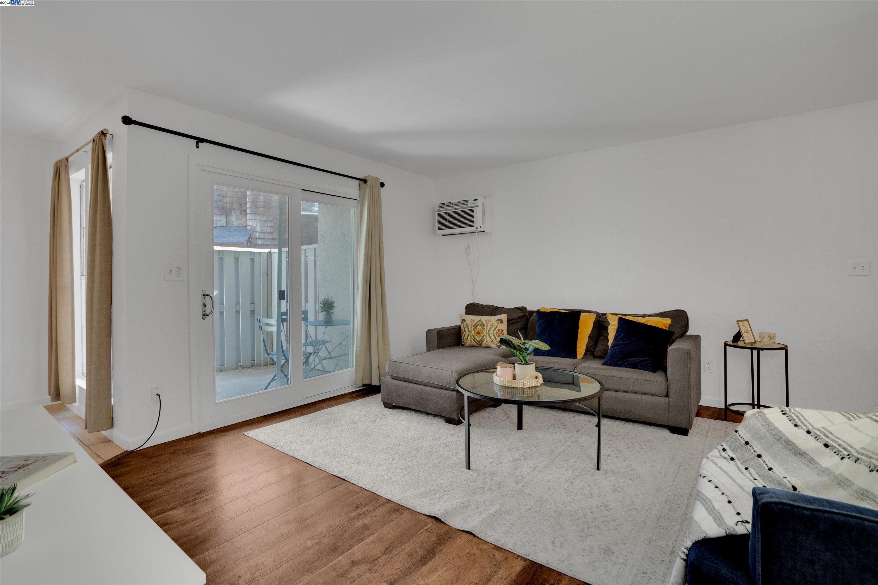 Photo #6: 41072817 Listing 