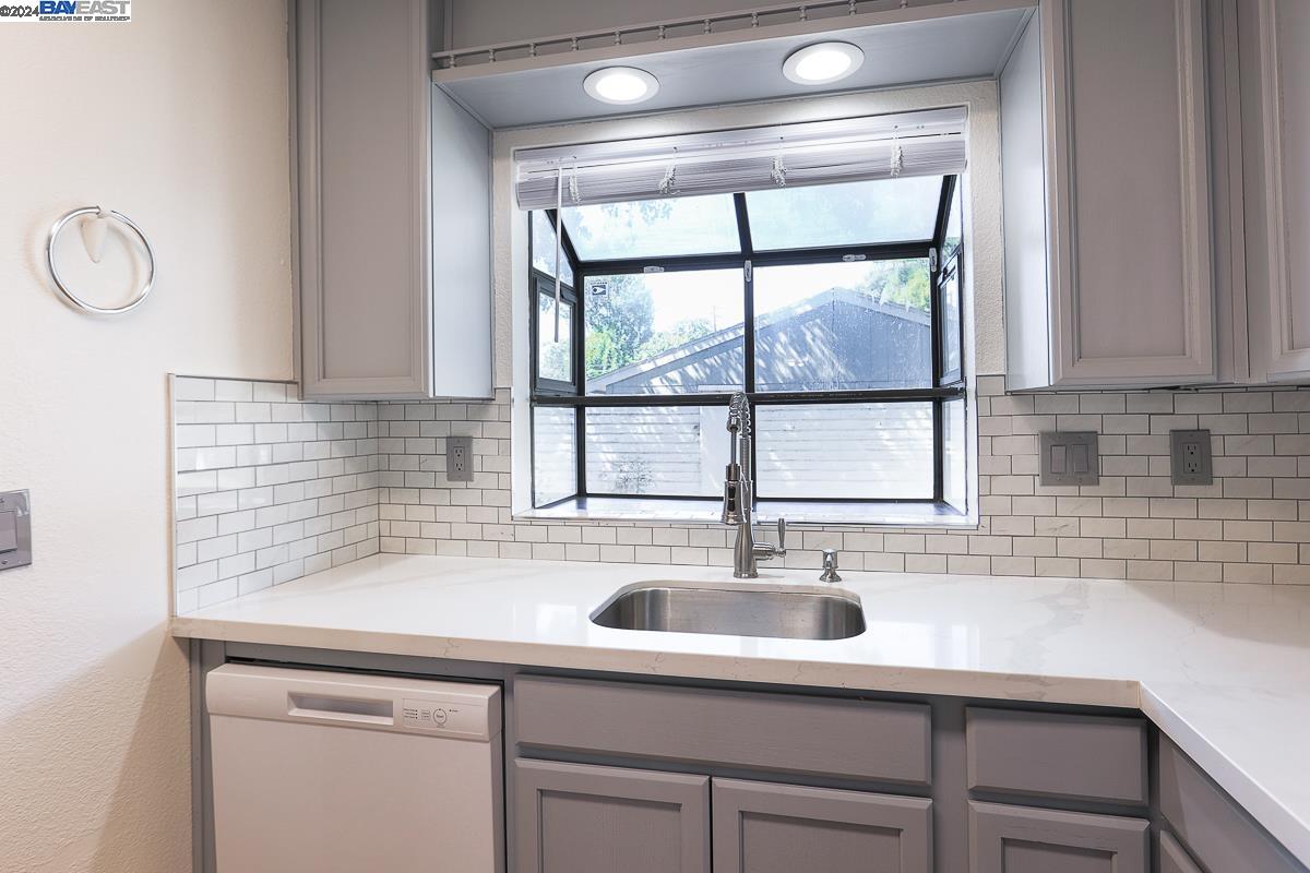 Photo #3: 41072820 Listing 