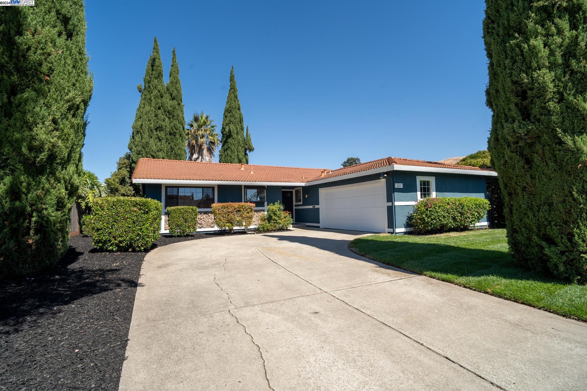 Detail Gallery Image 1 of 1 For 817 Horcajo St, Milpitas,  CA 95035 - 3 Beds | 2 Baths