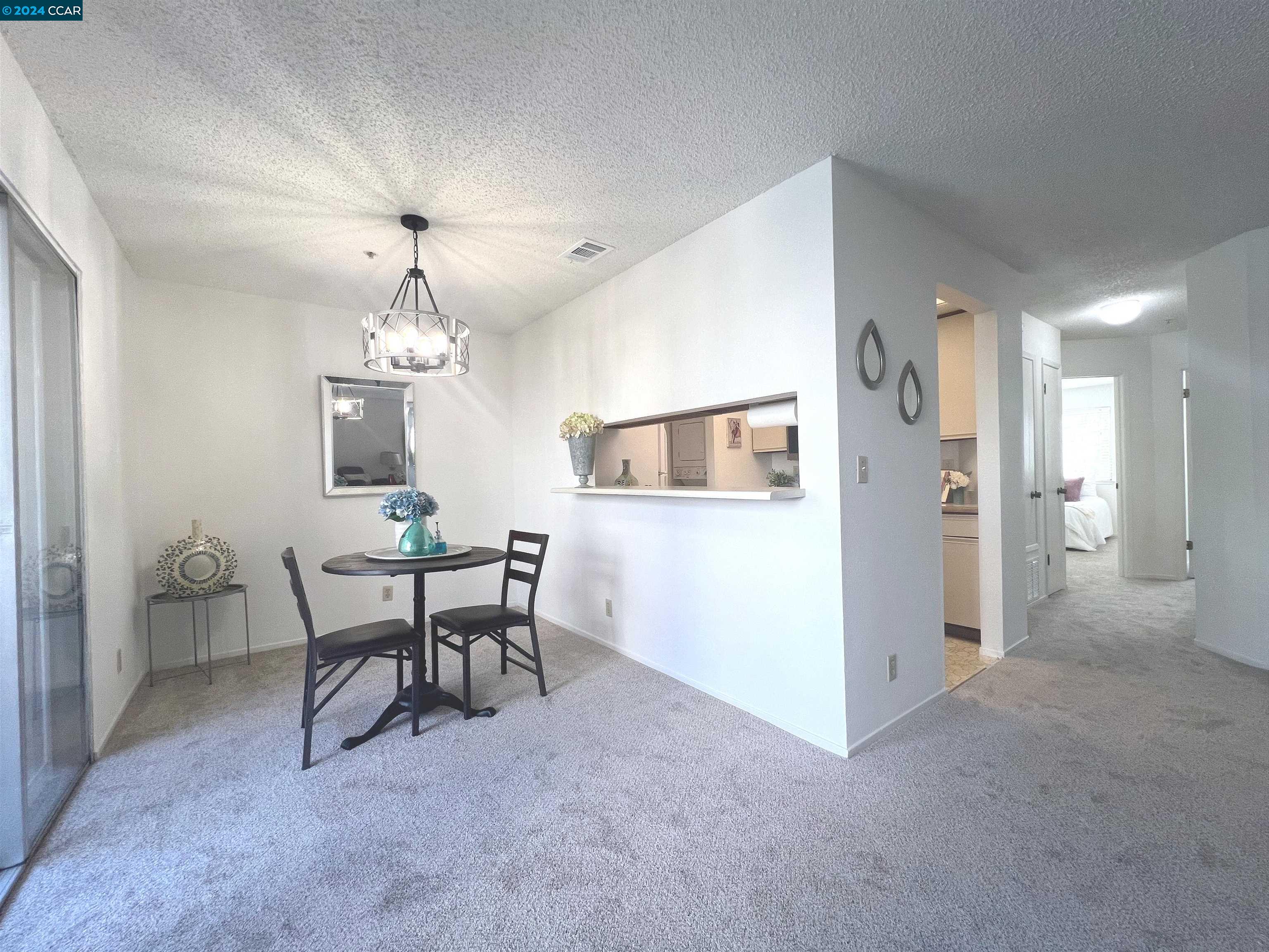 Photo #3: 41072947 Listing 
