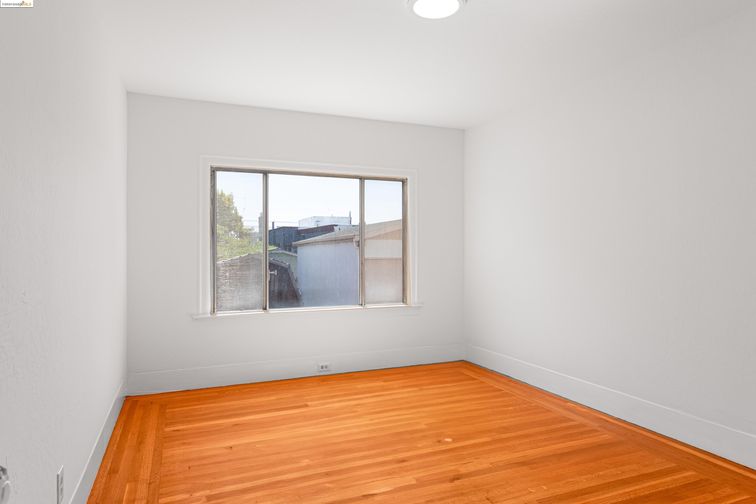 2714 67th Ave, Oakland, California 94605, 2 Bedrooms Bedrooms, 5 Rooms Rooms,1 BathroomBathrooms,Residential,For Sale,2714 67th Ave,41073020
