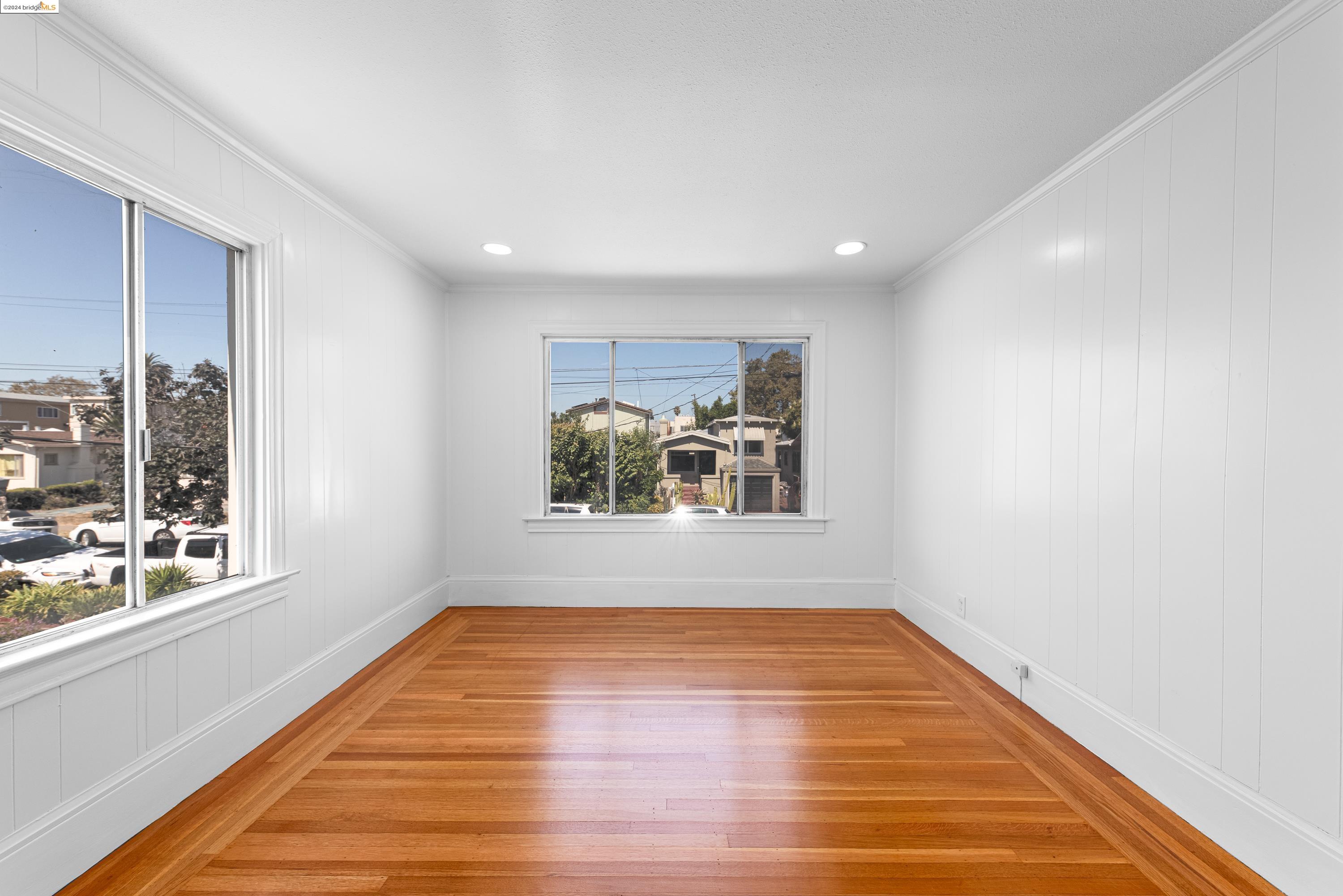 2714 67th Ave, Oakland, California 94605, 2 Bedrooms Bedrooms, 5 Rooms Rooms,1 BathroomBathrooms,Residential,For Sale,2714 67th Ave,41073020