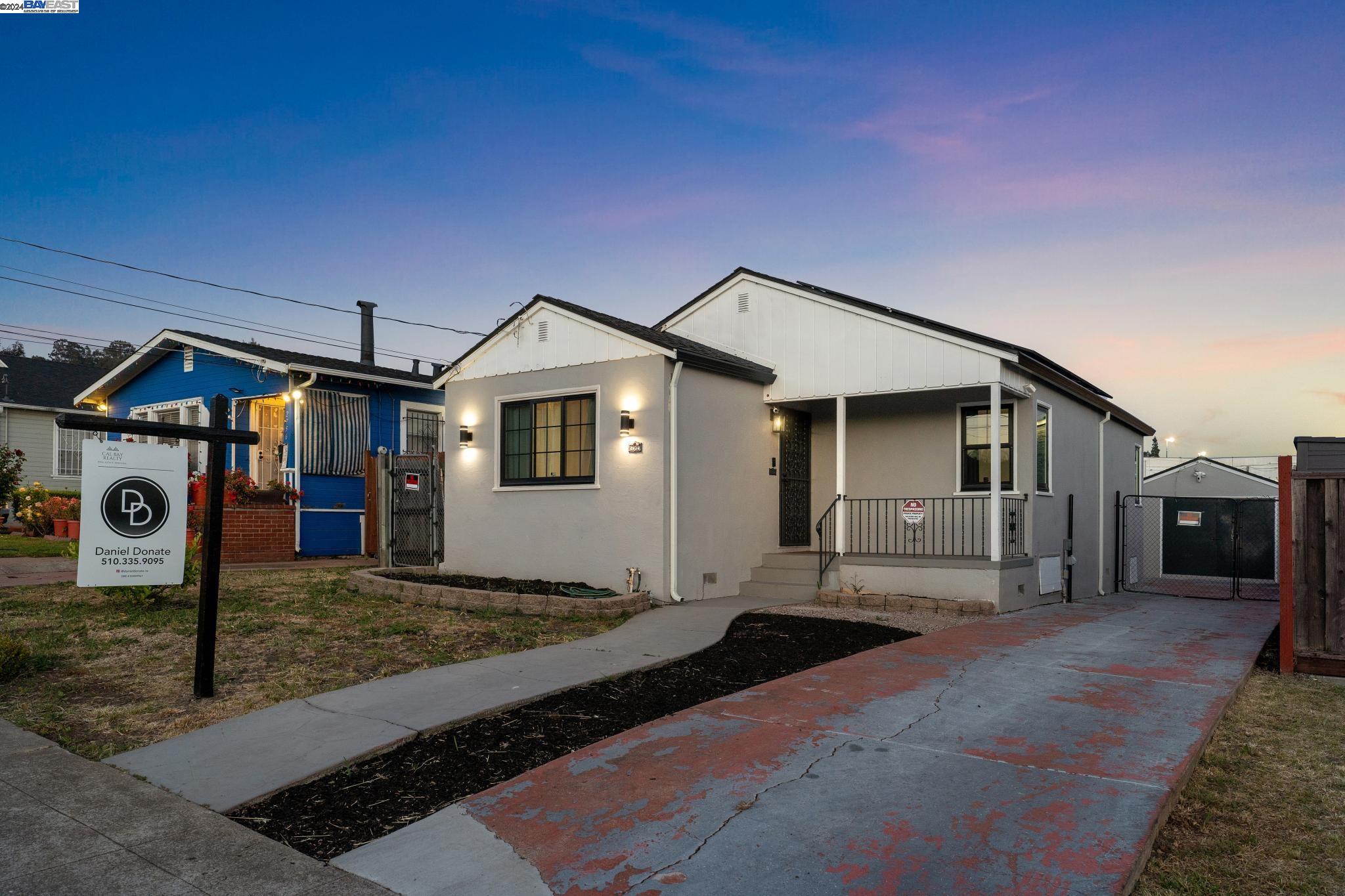 2750 106Th Ave, Oakland, California 94605, 2 Bedrooms Bedrooms, 5 Rooms Rooms,1 BathroomBathrooms,Residential,For Sale,2750 106Th Ave,41073050