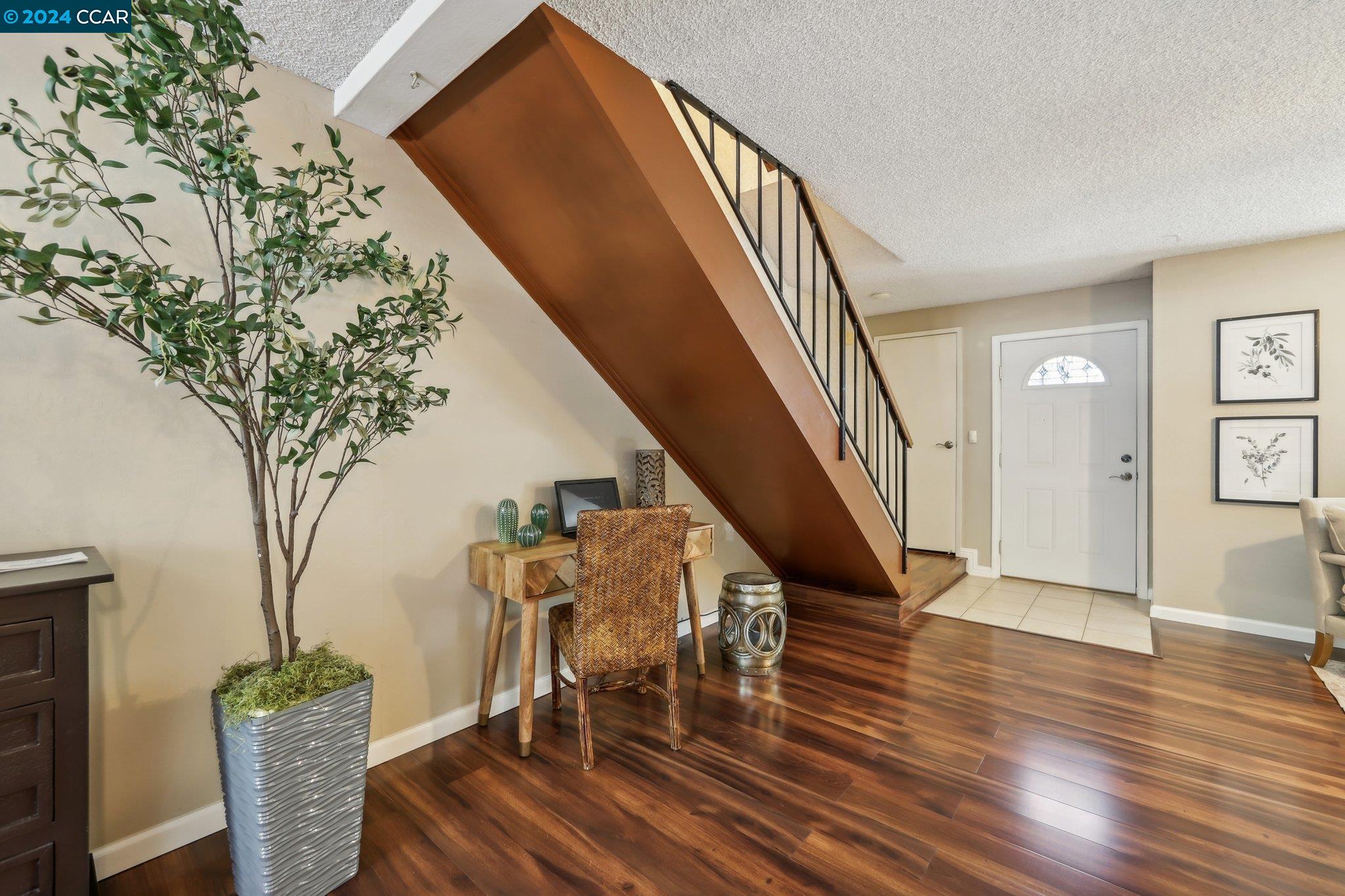 Photo #5: 41073088 Listing 
