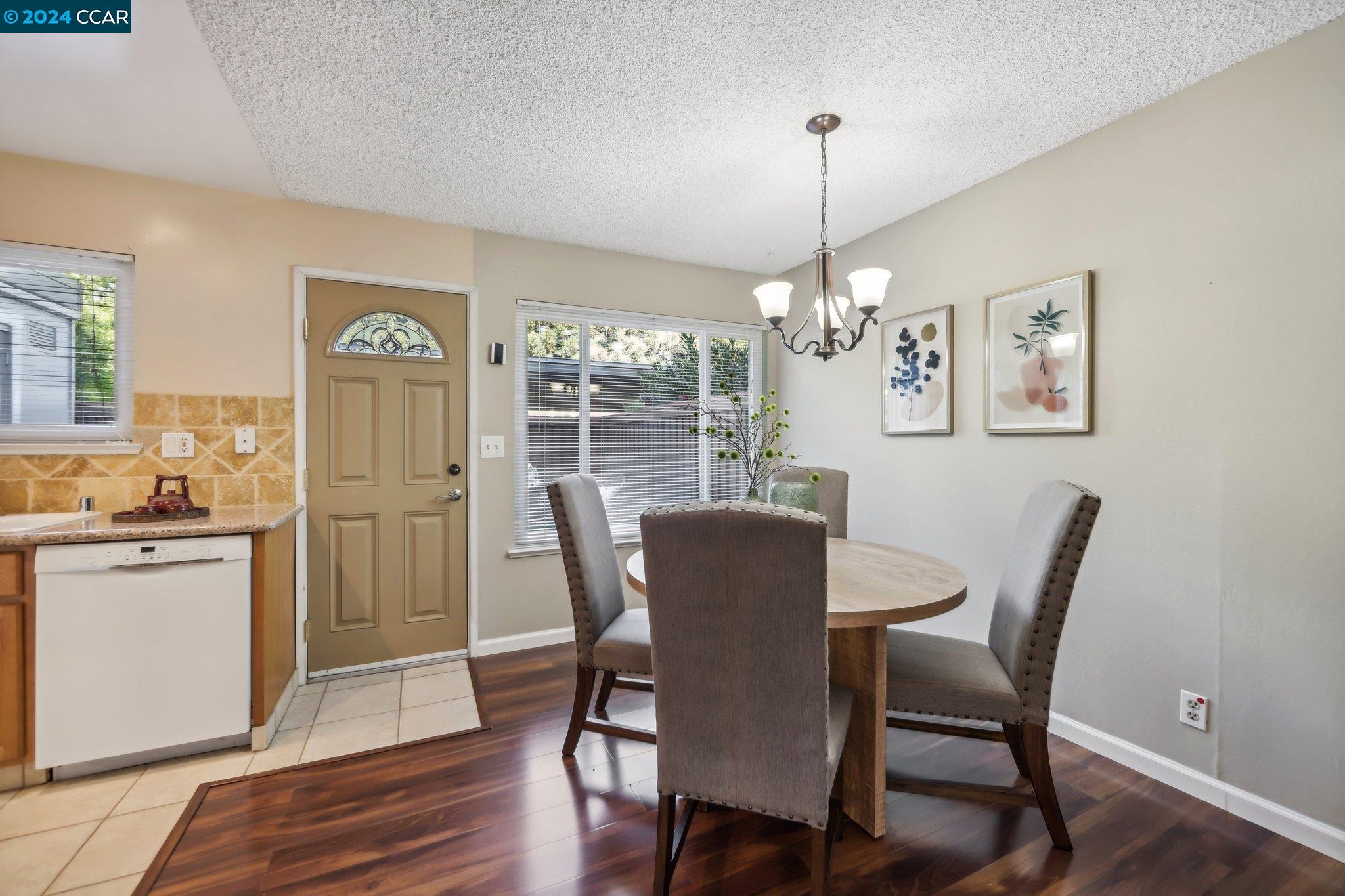 Photo #6: 41073088 Listing 