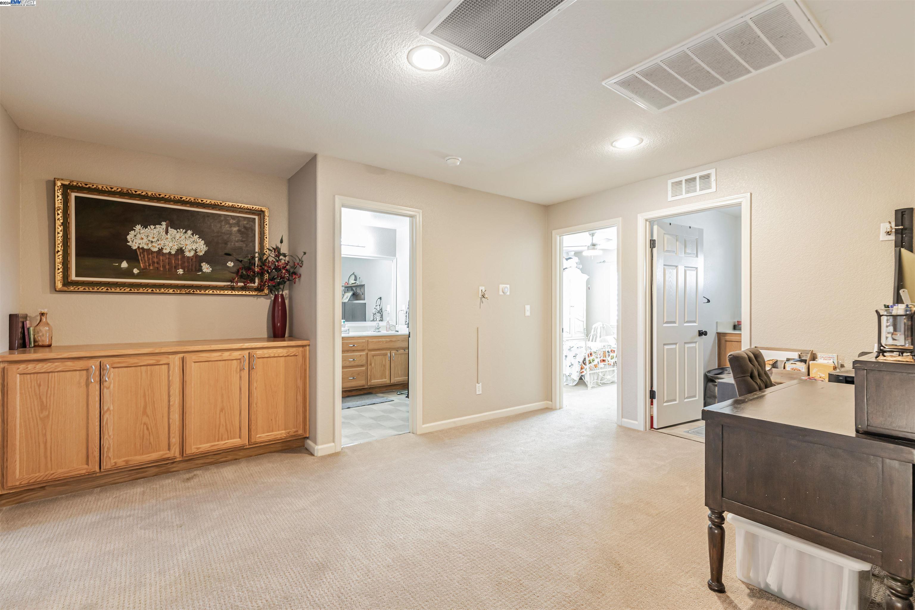 Detail Gallery Image 19 of 31 For 675 Merritt Ct, Discovery Bay,  CA 94505 - 4 Beds | 2/1 Baths