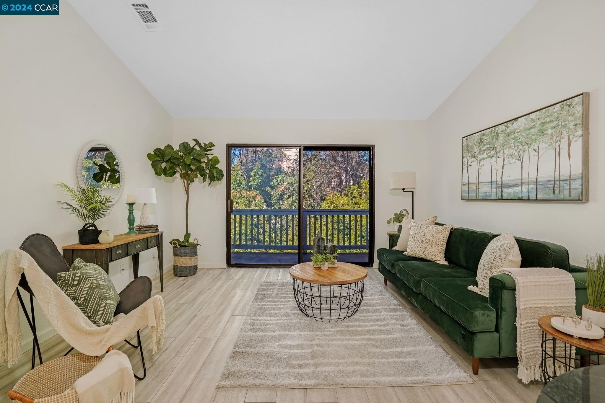 Photo #3: 41073180 Listing 