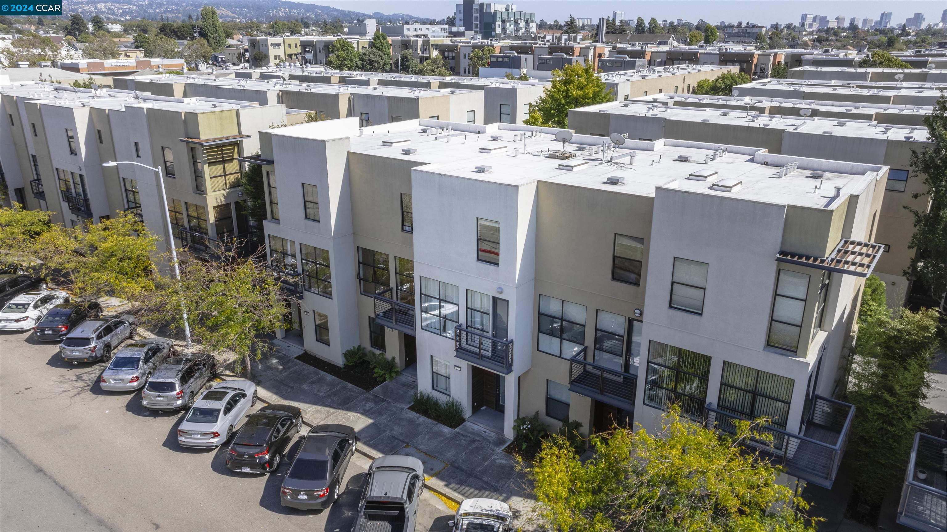 More Details about MLS # 41073183 : 1211 67TH ST