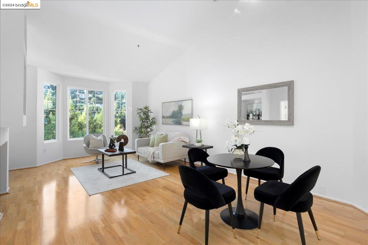 More Details about MLS # 41073202 : 200 CALDECOTT LN # 316