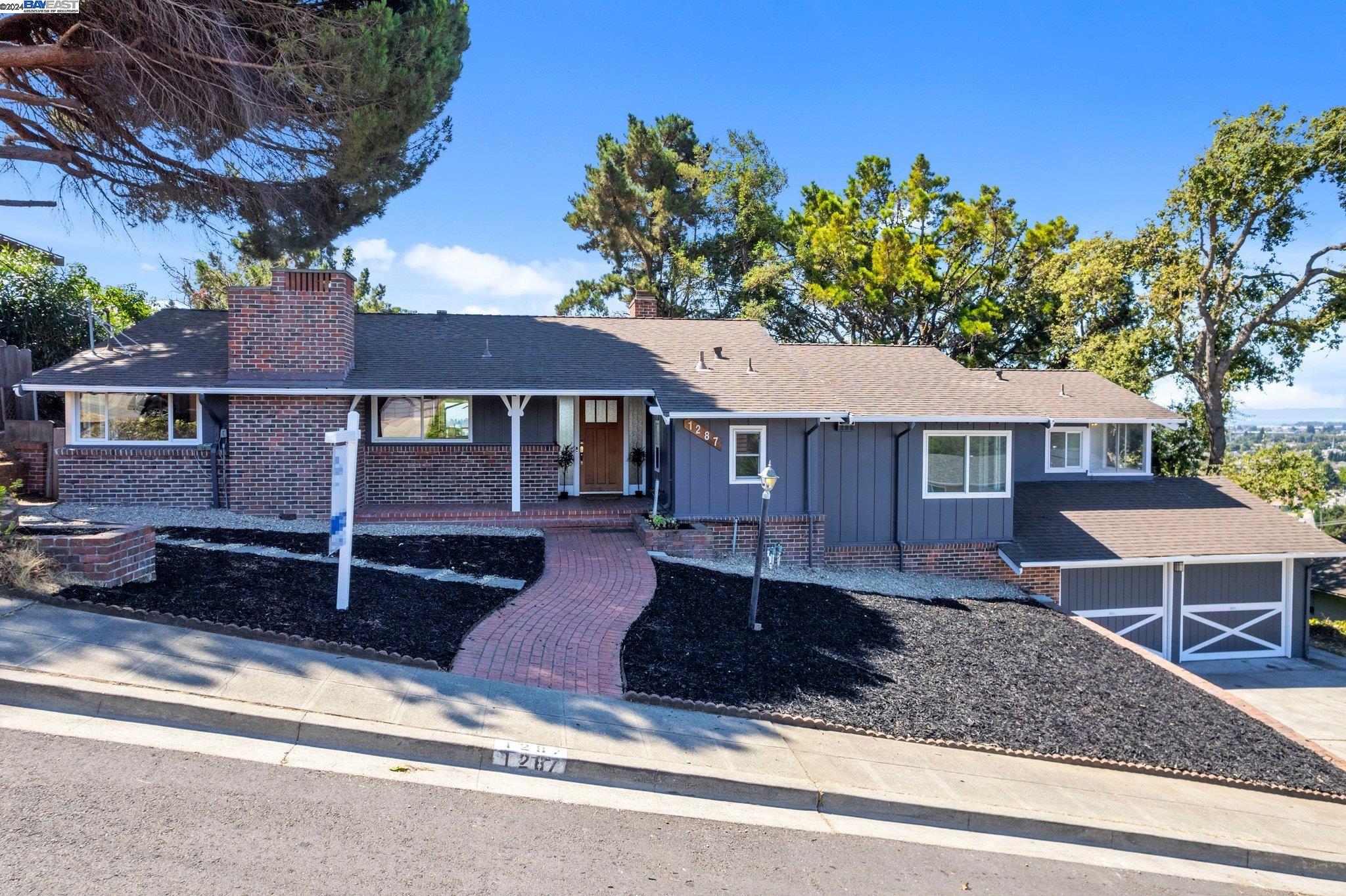 Detail Gallery Image 1 of 1 For 1287 View Dr, San Leandro,  CA 94577 - 3 Beds | 2 Baths